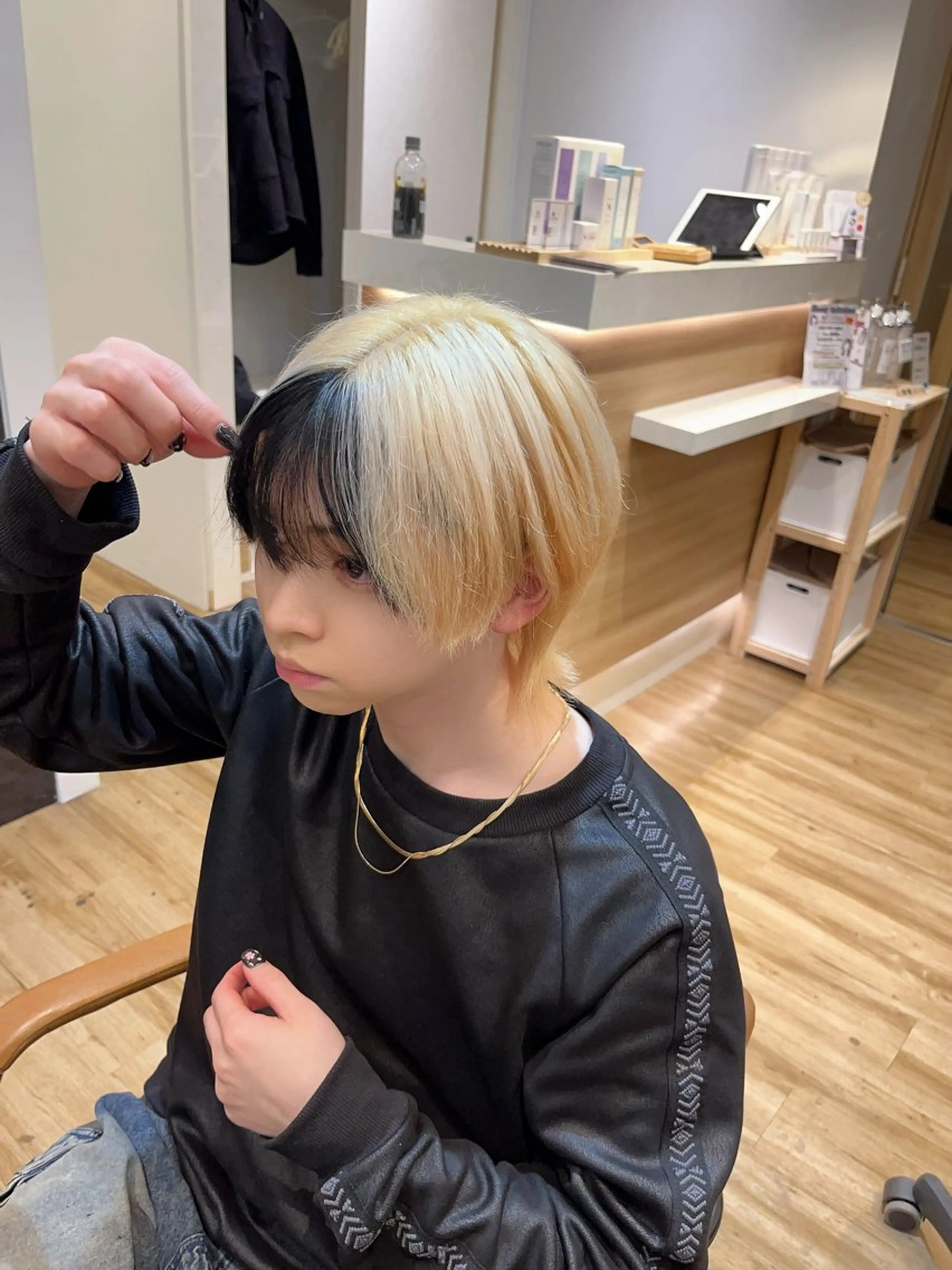 ショート カラー メンズ ブロンド ヘアカラー 💖トレンド春夏 カラー💖FUTAのヘアスタイル