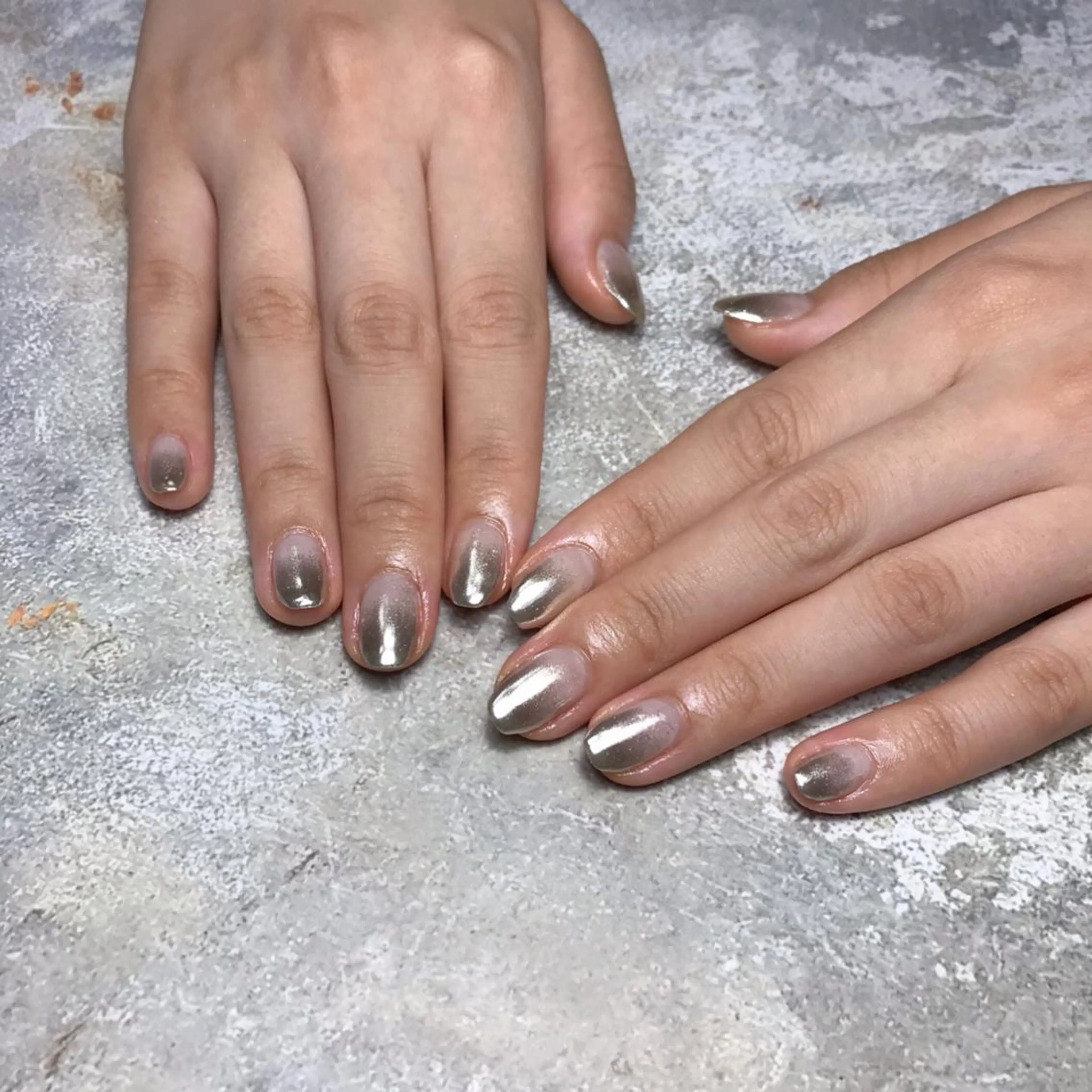 ネイル ミラーネイル ハンドネイル 💅chainail _aiのネイルデザイン