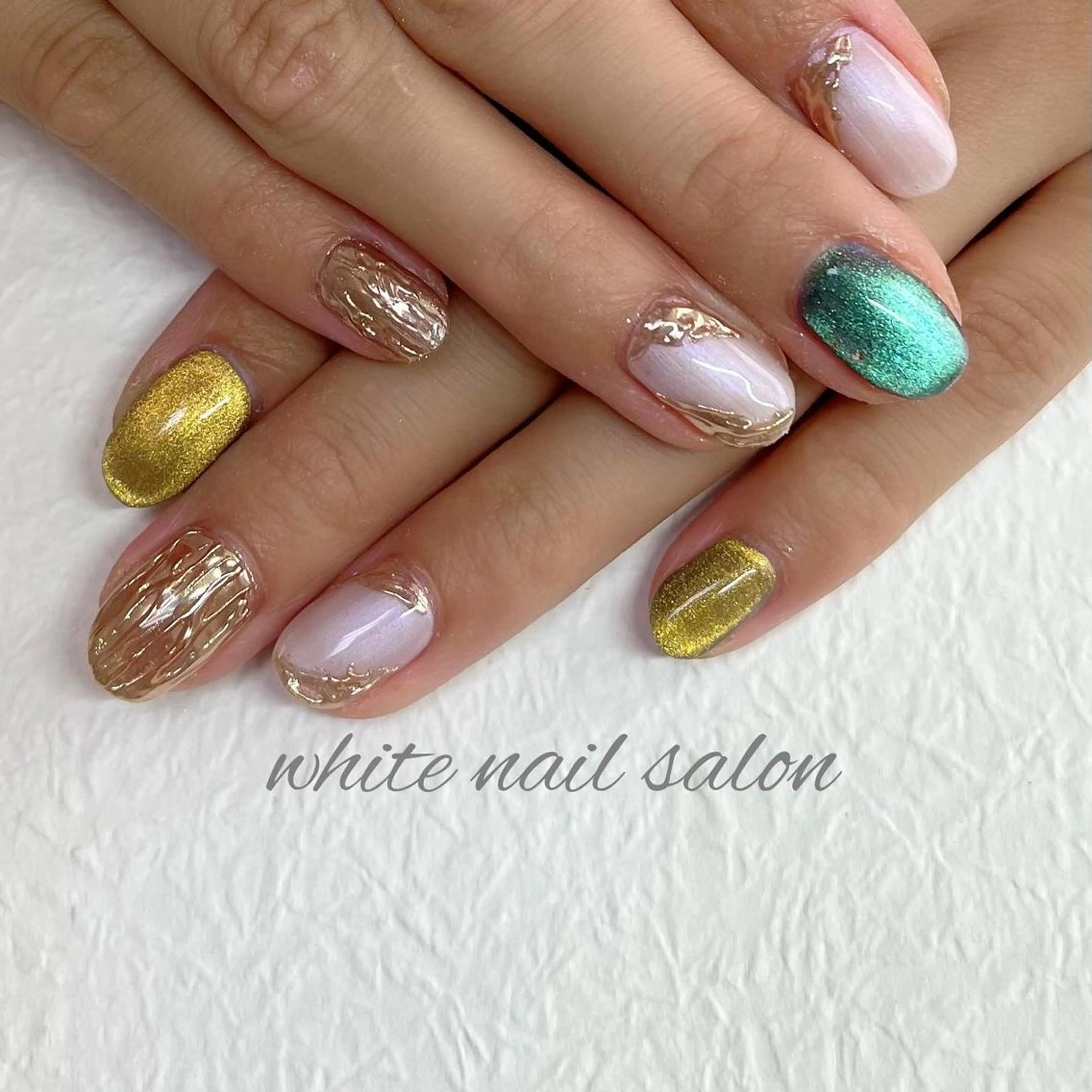 ネイル フットネイル ジェルネイル ハードジェル ラメ(グリッター) 持ち込み white nail salonのネイルデザイン