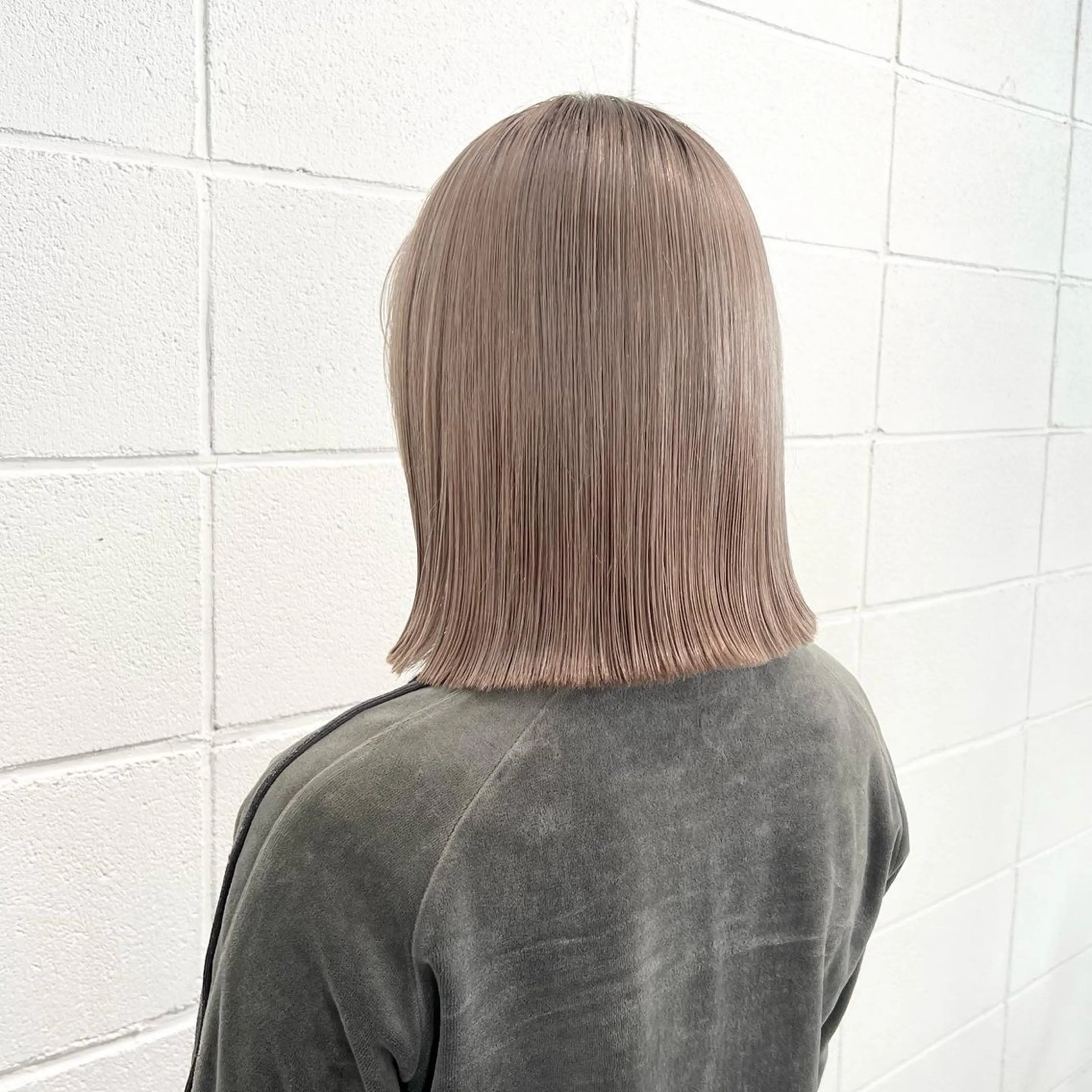 カラー ベージュカラー ブリーチ ミルクティーベージュ ヘアカラー トリートメント カットモデル募集中/ 原宿/MOENOのヘアスタイル