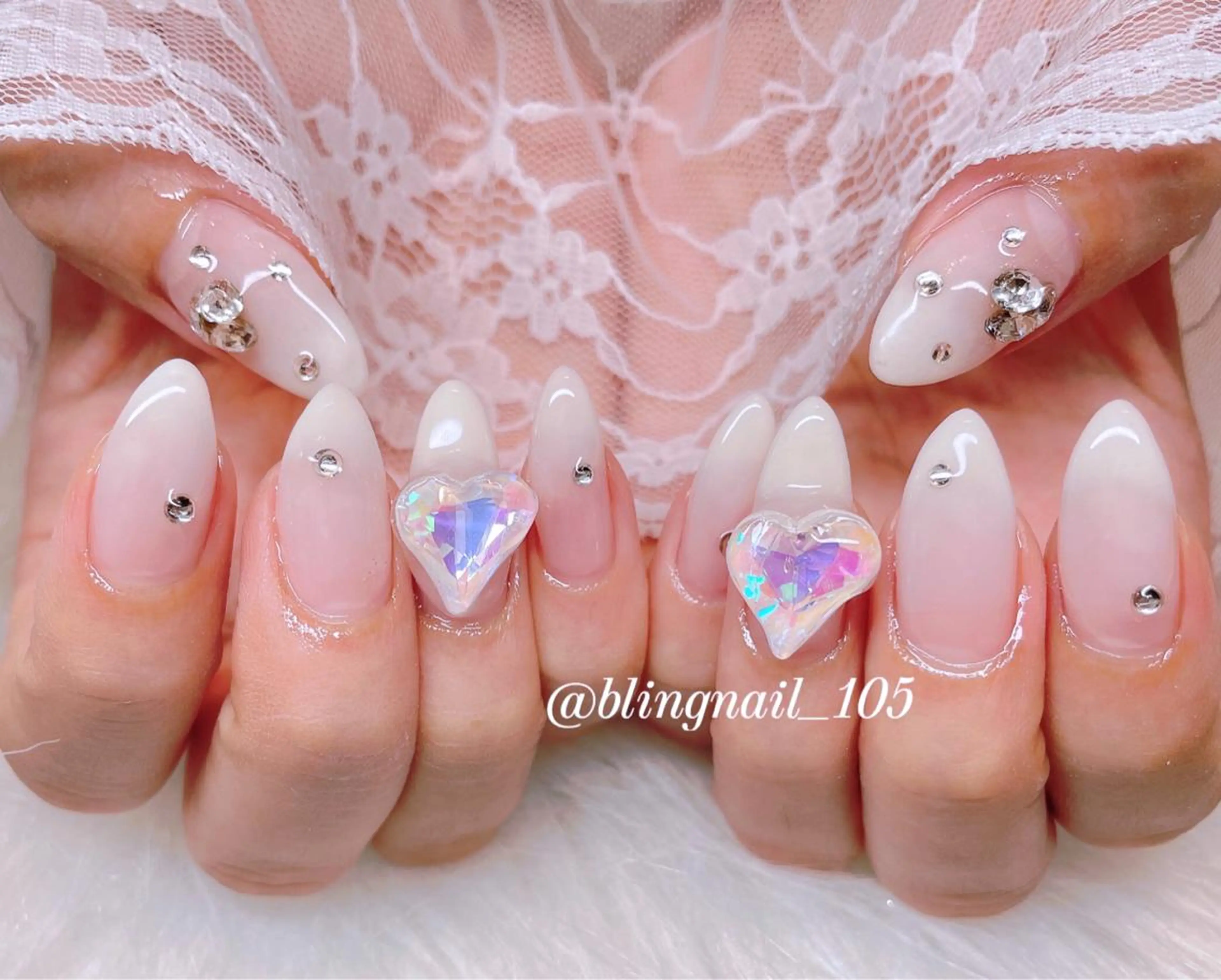 ネイル 23時まで❤︎韓国、 ワンホンネイルのネイルデザイン