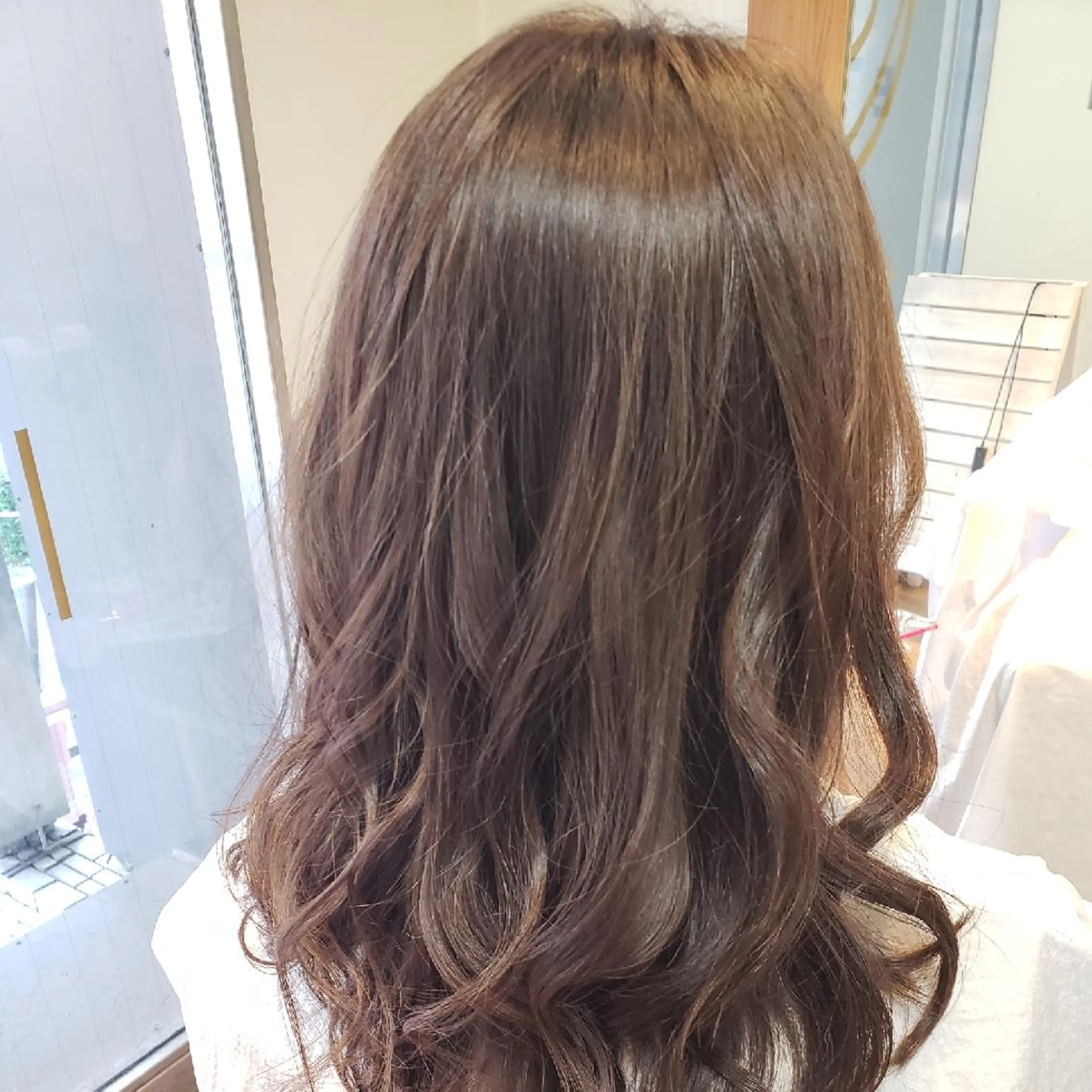 セミロング カラー 長岡 健一のヘアスタイル