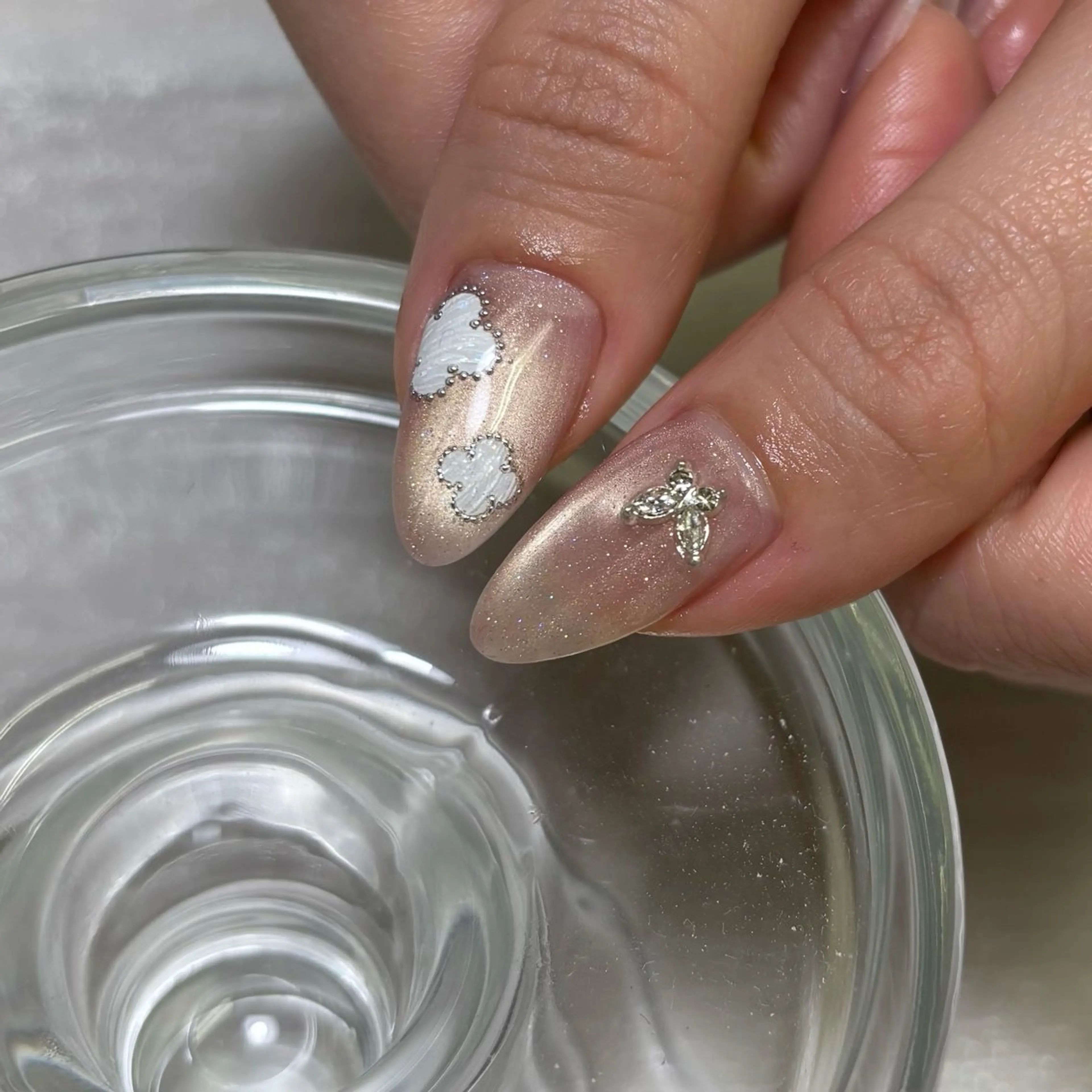 ネイル 氷ネイル・うるうるネイル ハンドネイル amuu 板宿駅のネイルデザイン