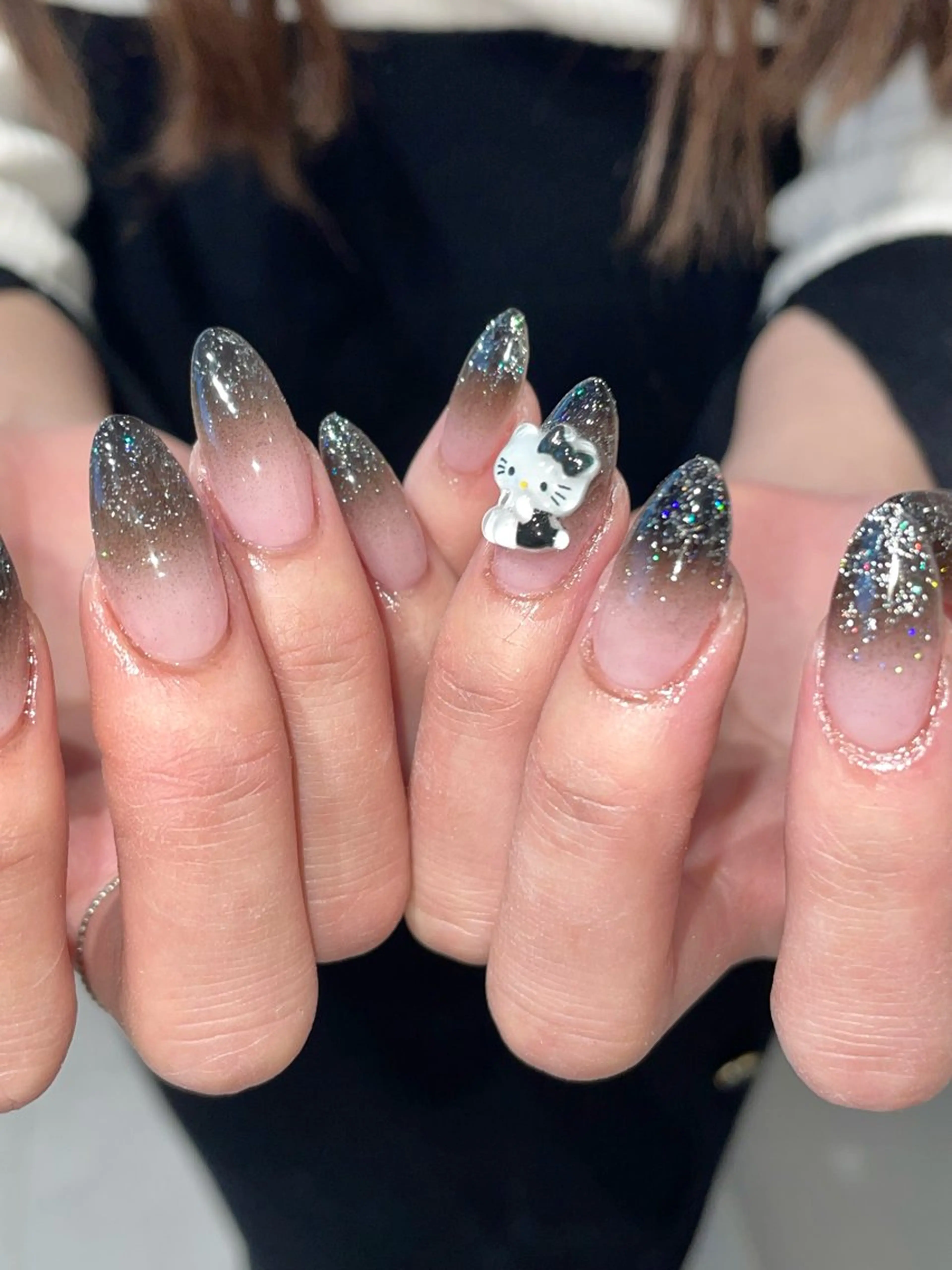 ネイル Roa🎀 ercher立川南口のネイルデザイン