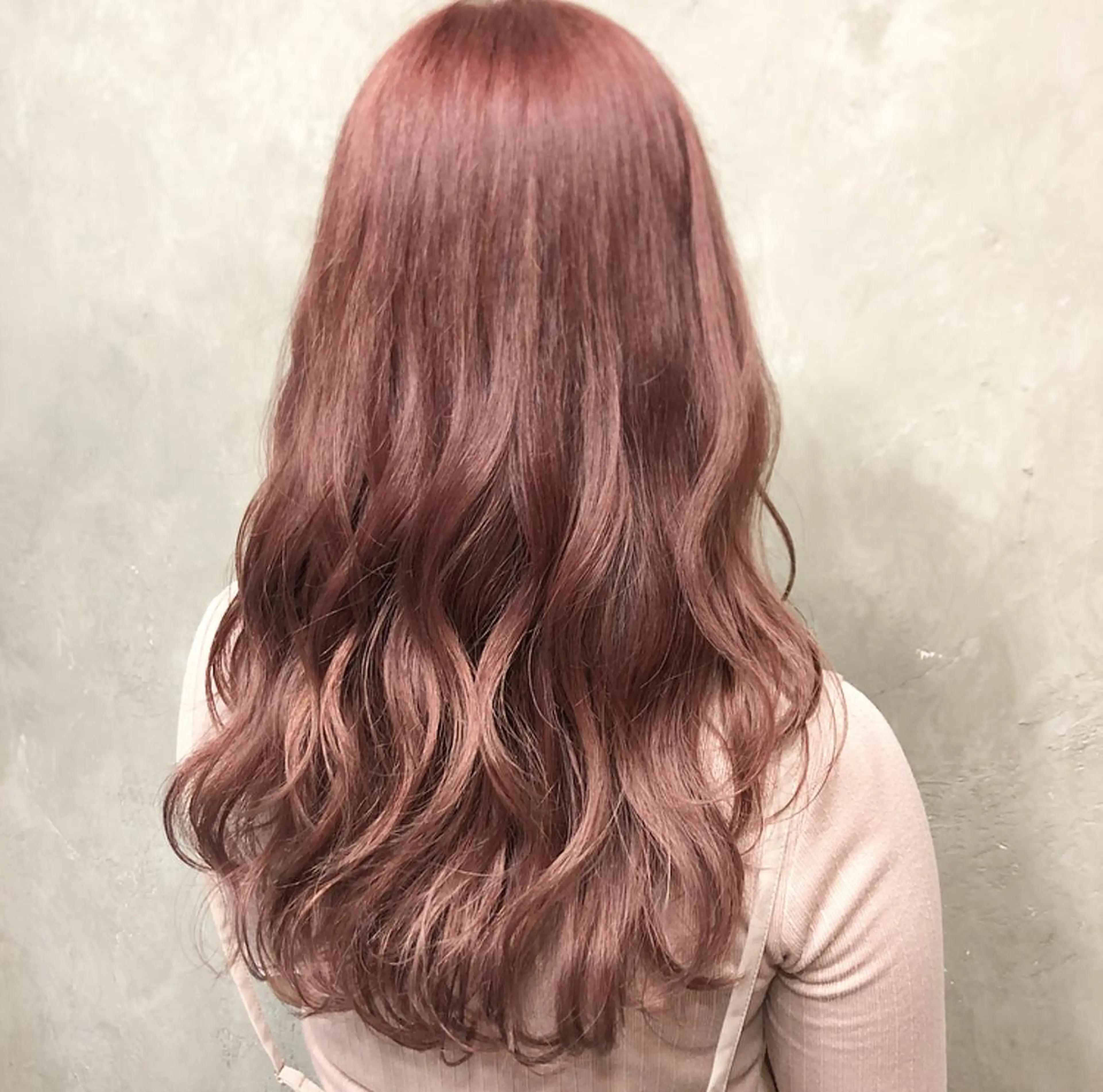 ロング カラー パーマ ヘアアレンジ メンズ カット ヘアカラー トリートメント 艶ピンク*ヘアセット 🌙shioriのヘアスタイル