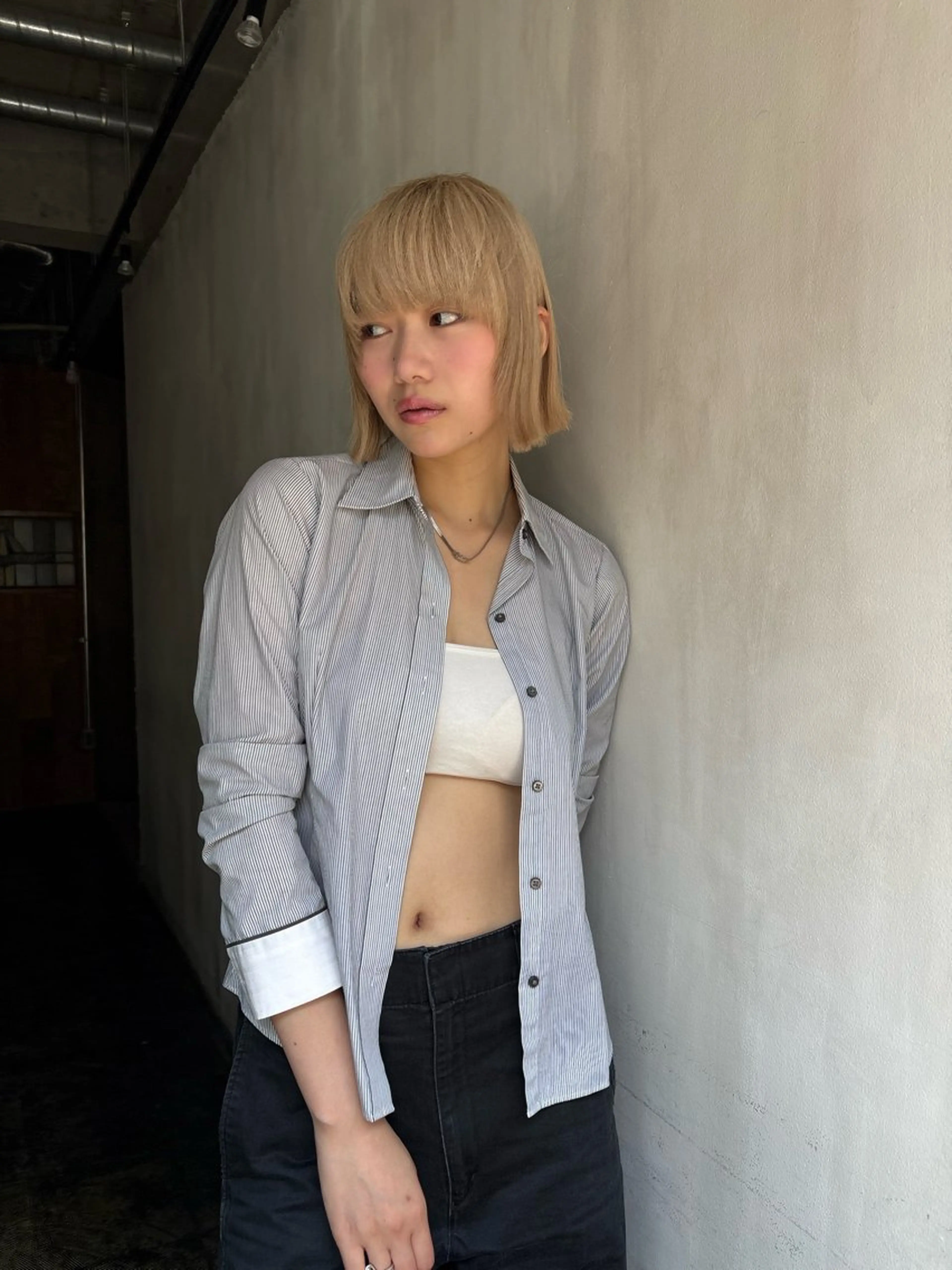 ミディアム ヘアカラー トリートメント 透明感/グレージュ/ レイヤー/ 青空のヘアスタイル