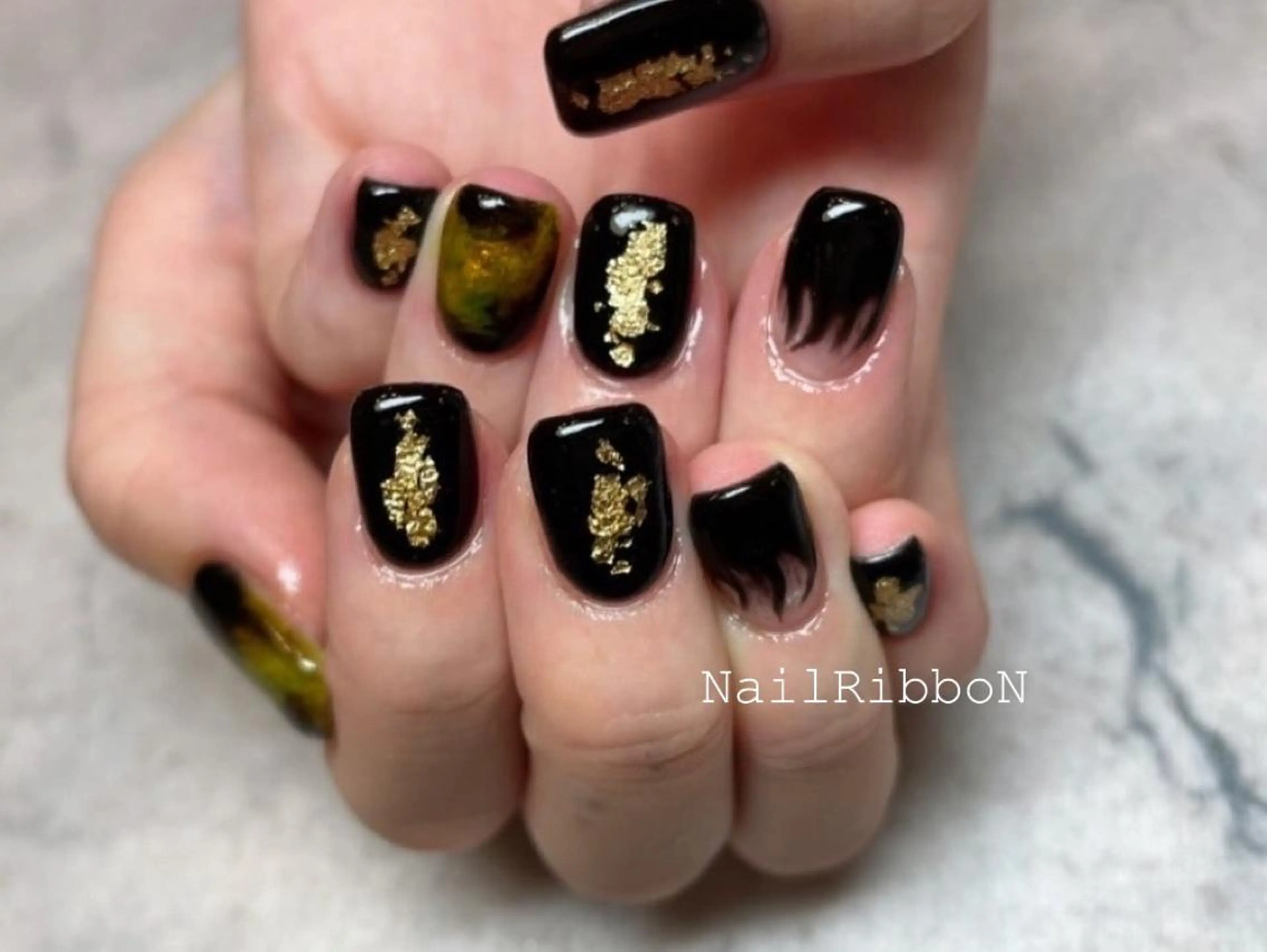 ネイル ネイルリボン 受付スタッフのネイルデザイン