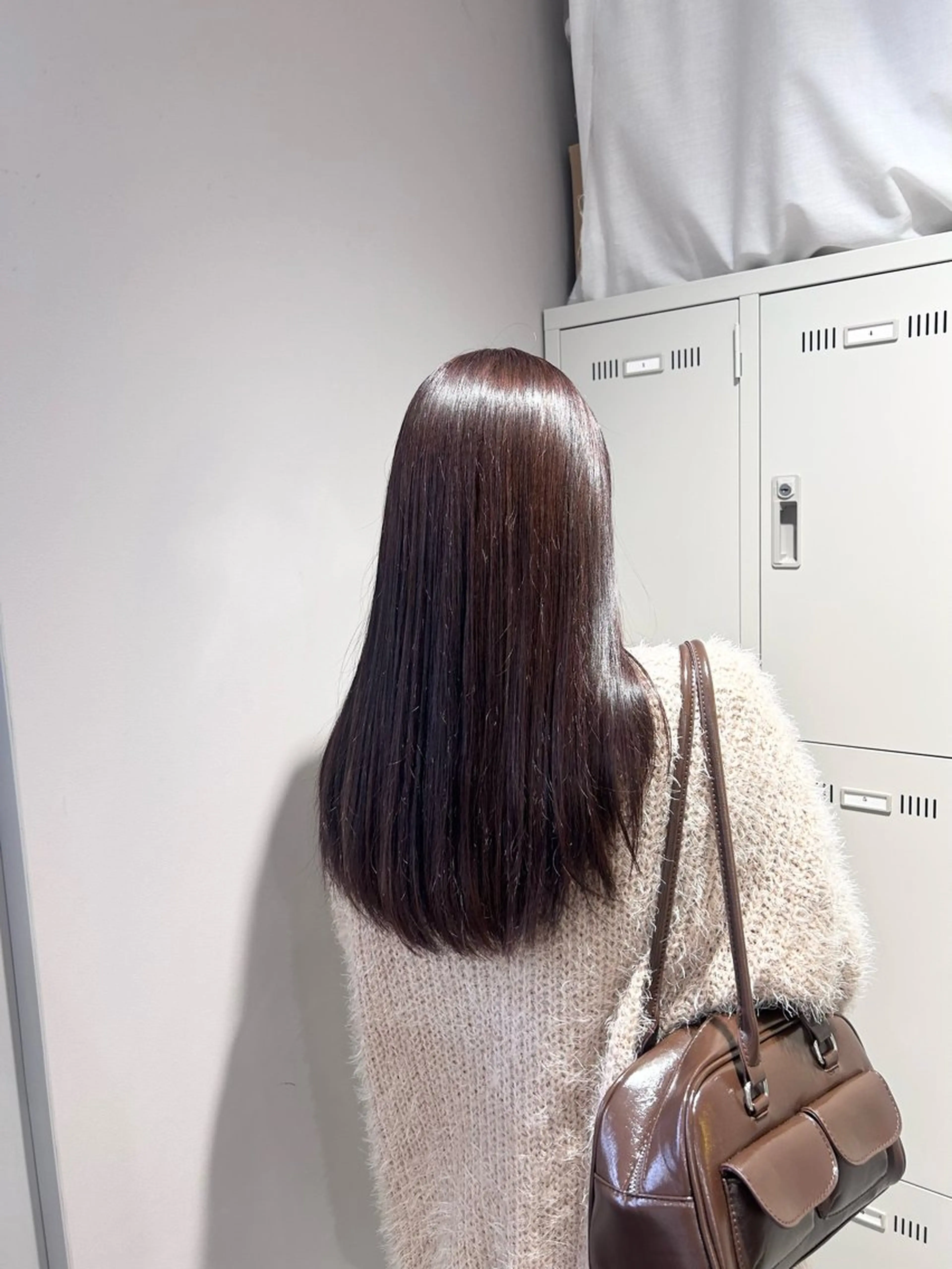 カラー ヘアカラー トリートメント 透明感ベージュ🤎 ナチュラルレイヤーのヘアスタイル