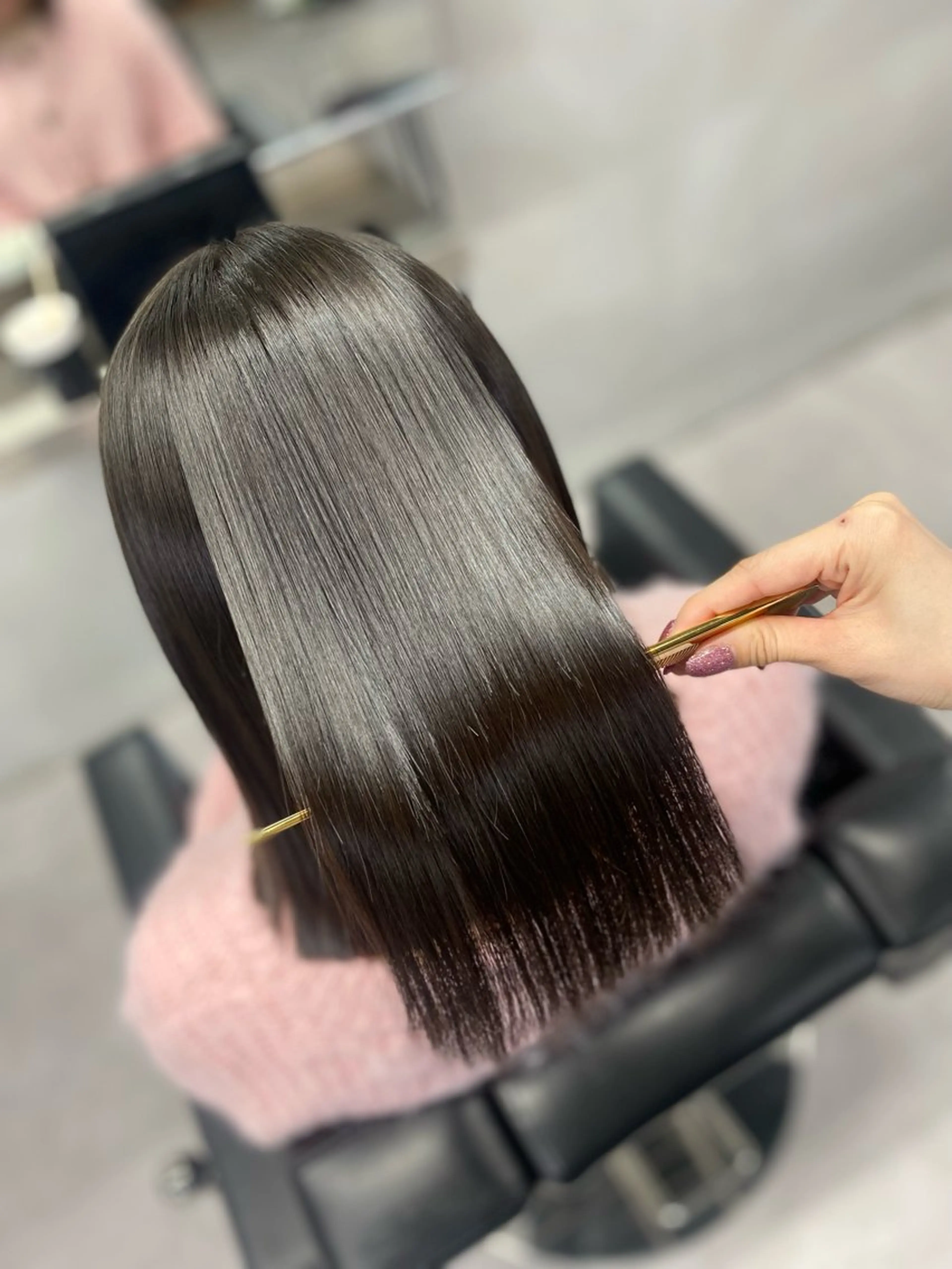 ミディアム カット 縮毛矯正 トリートメント 艶髪/縮毛矯正 🫧辻野海羽のヘアスタイル