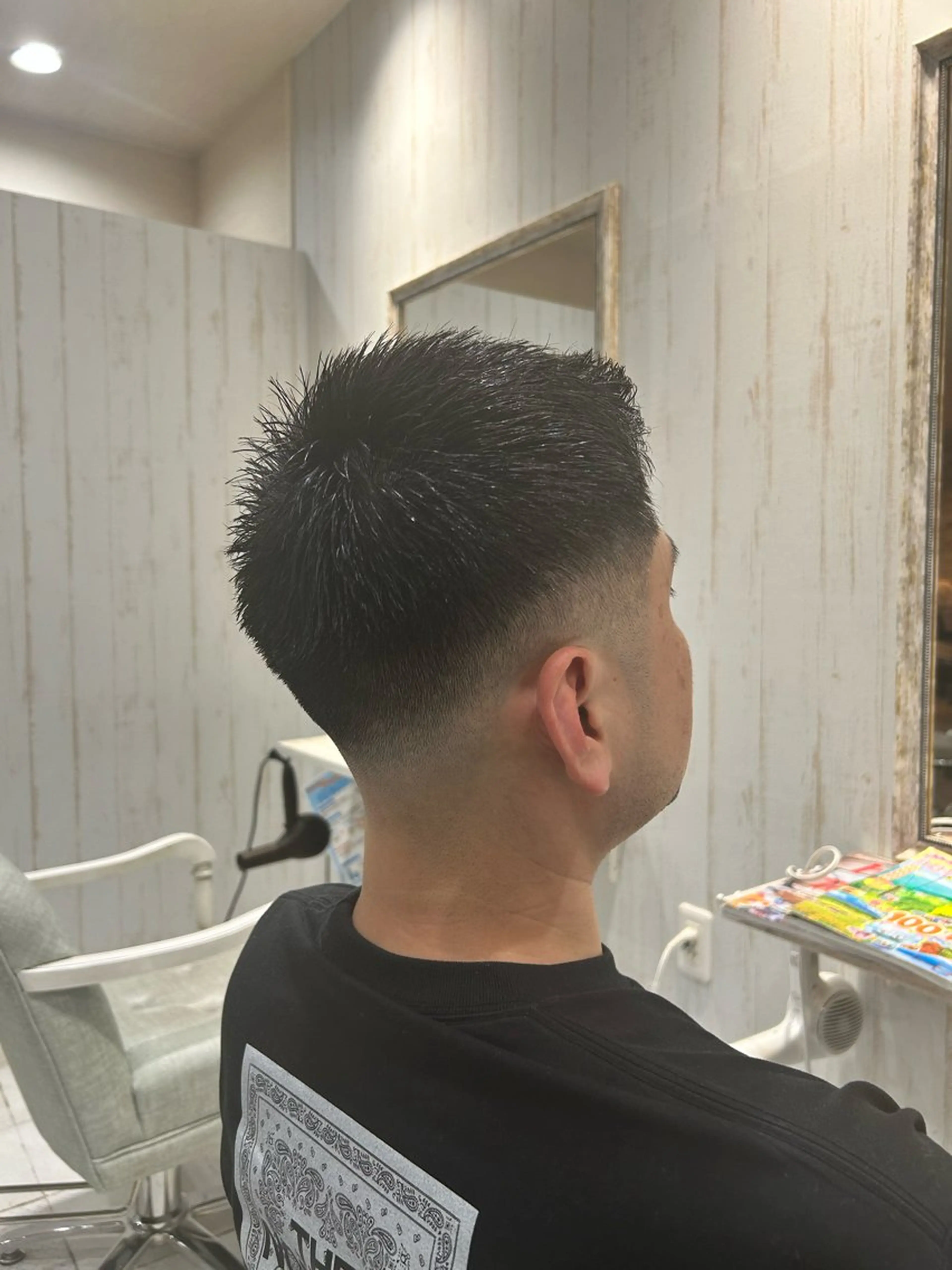 ショート 鈴木 海大のヘアスタイル