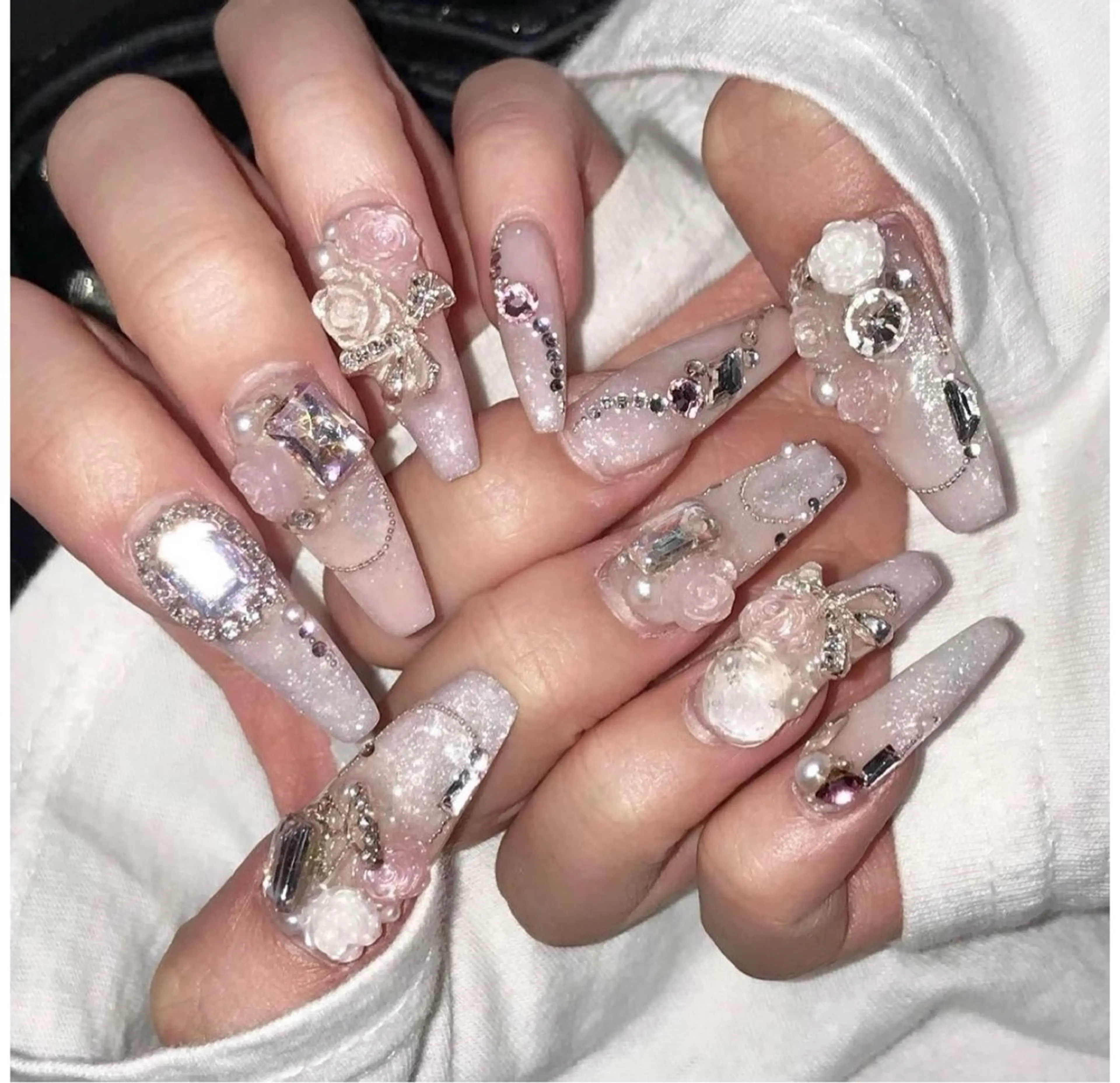 ネイル オーロラネイル ブルー チークネイル フットネイル フレンチネイル ハンドネイル REI レイのネイルデザイン