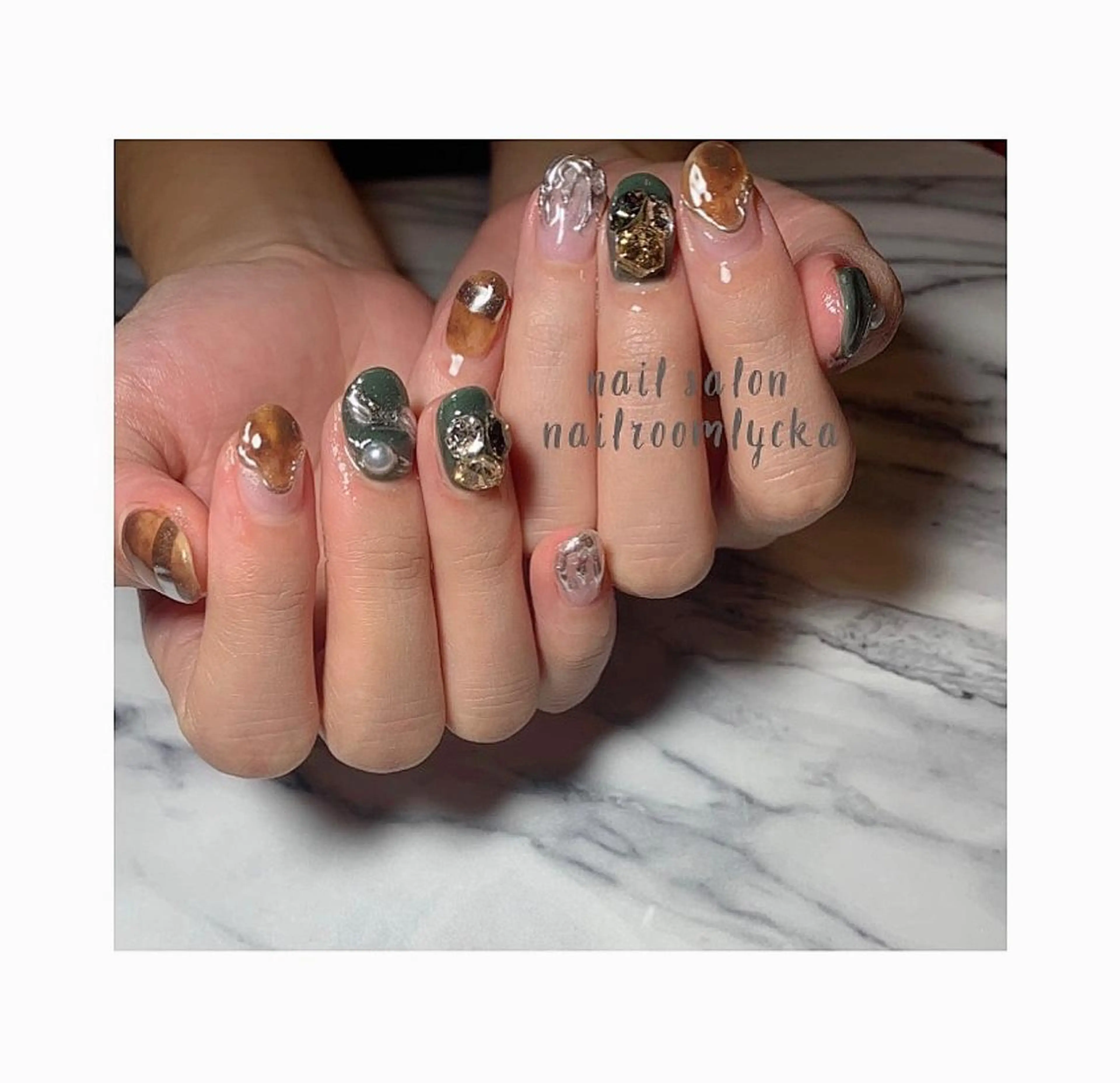 ネイル ﾈｲﾙﾙｰﾑﾘｯｶ 𝐦𝐚𝐲𝐮のネイルデザイン