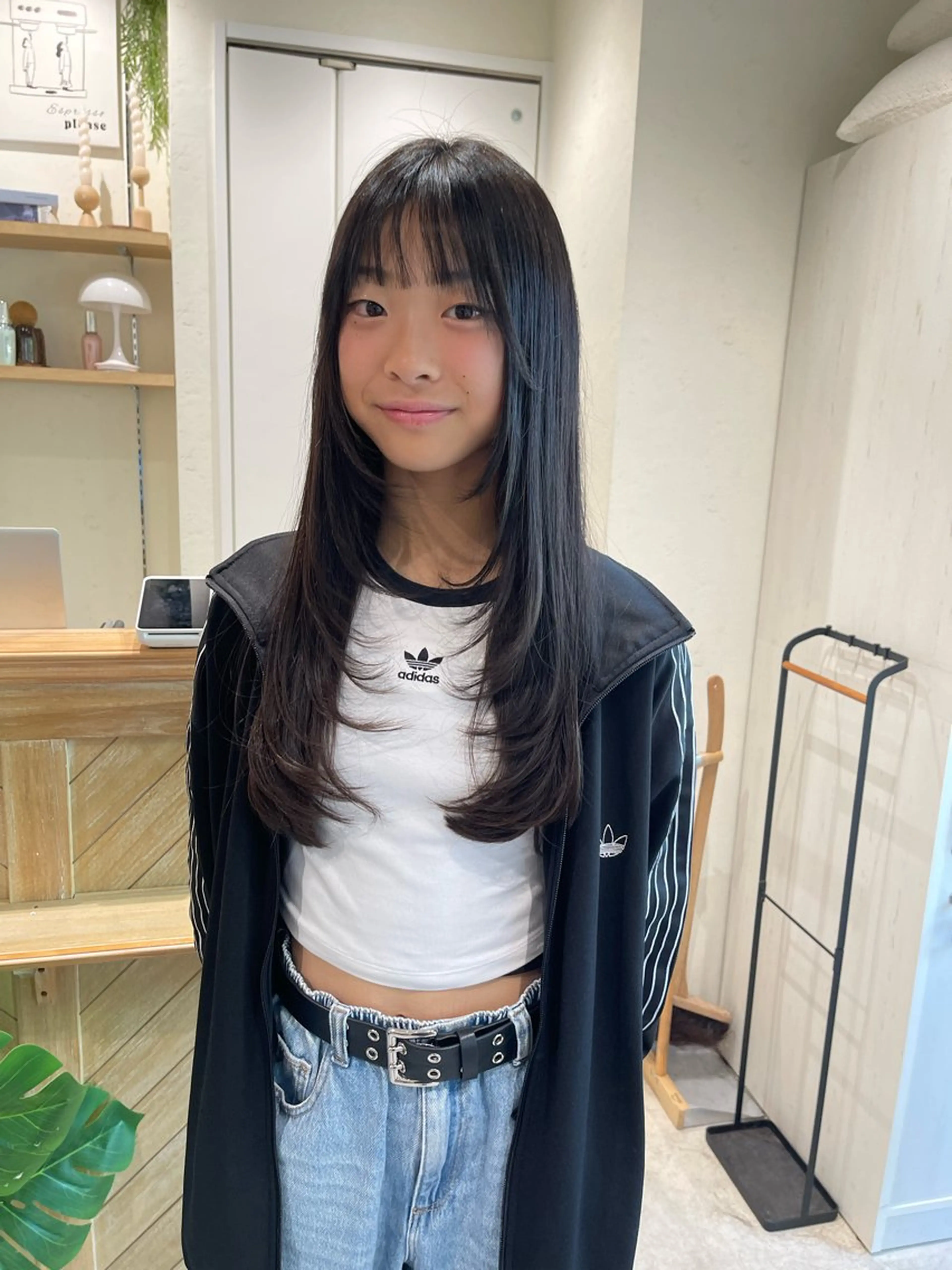 ロング カット 阪倉 美玲のヘアスタイル