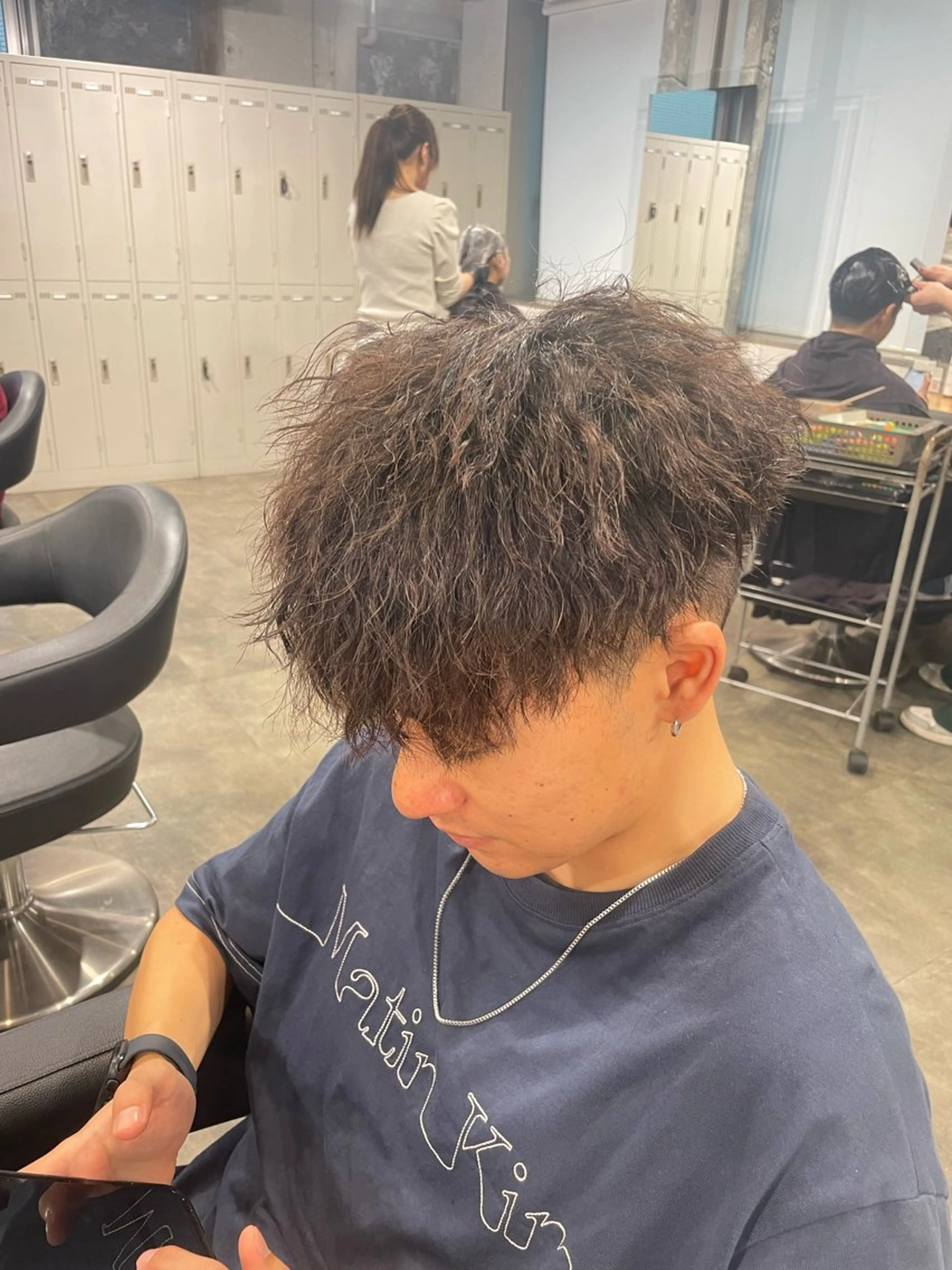 メンズ ヘアカラー トリートメント ヘアセット 艶髪/透明感🪽 DISCO🪽のヘアスタイル