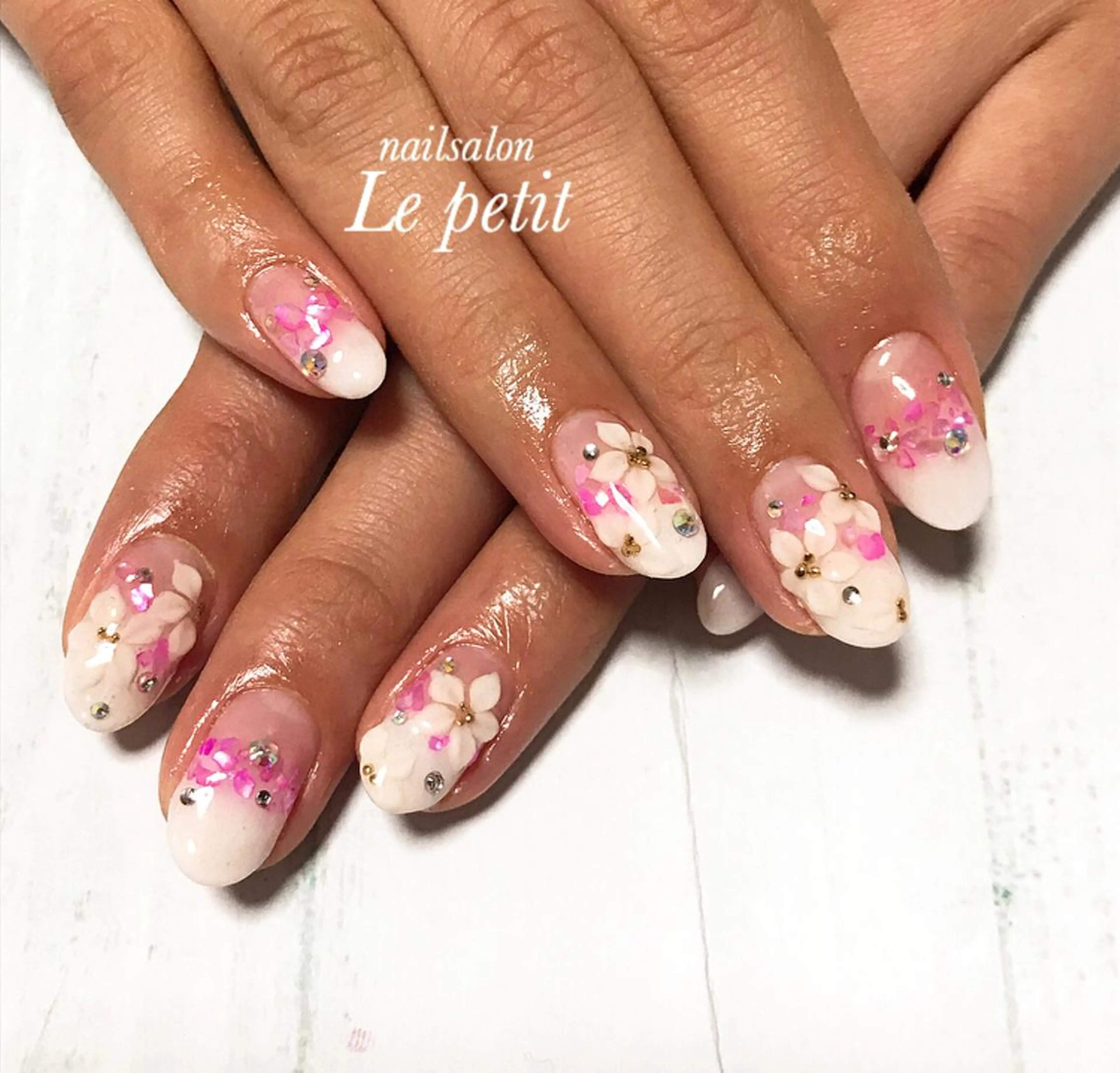 ネイル 石野 広佳のネイルデザイン