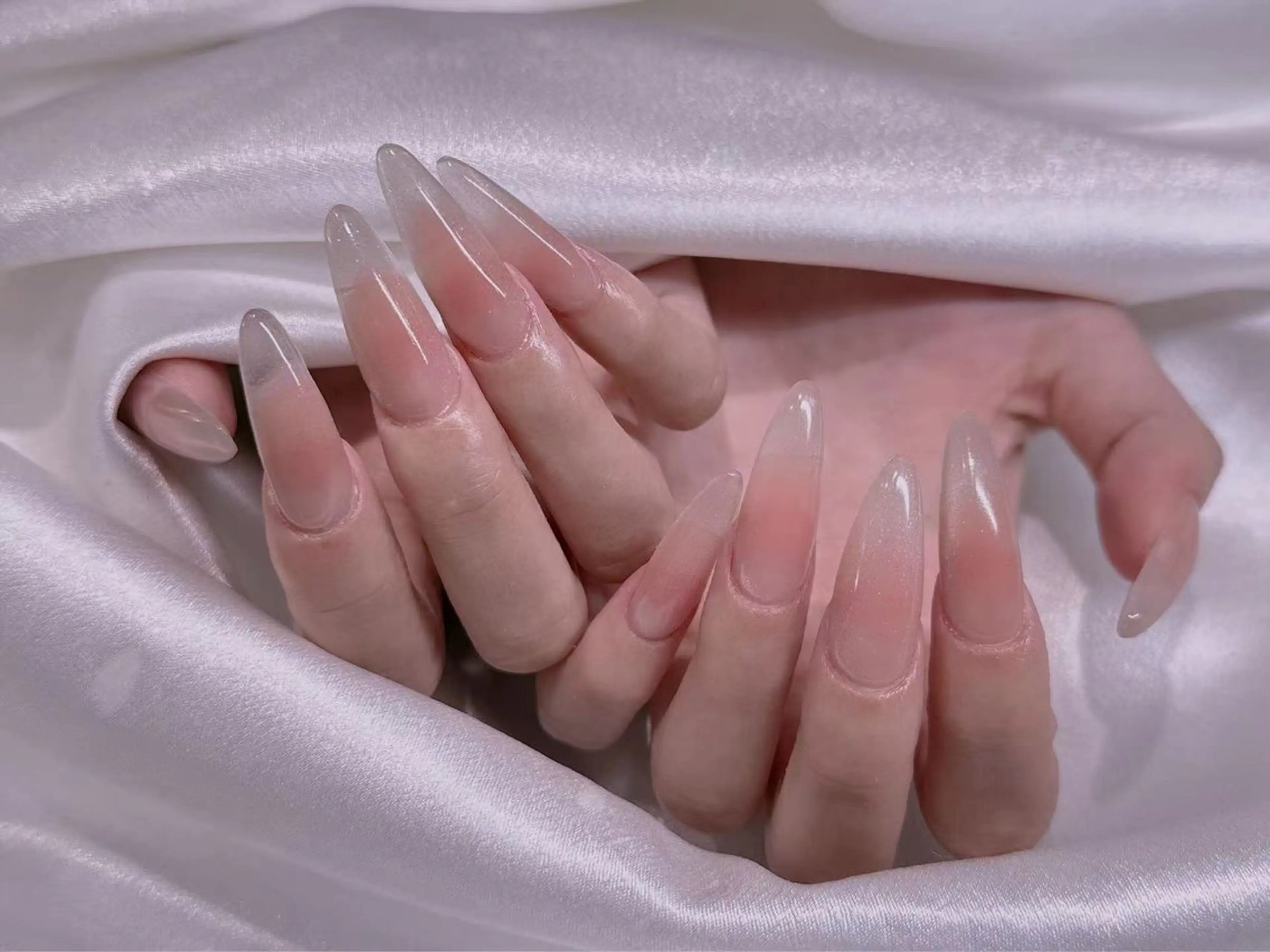 ネイル 長さ出し専門店 RIRIのネイルデザイン