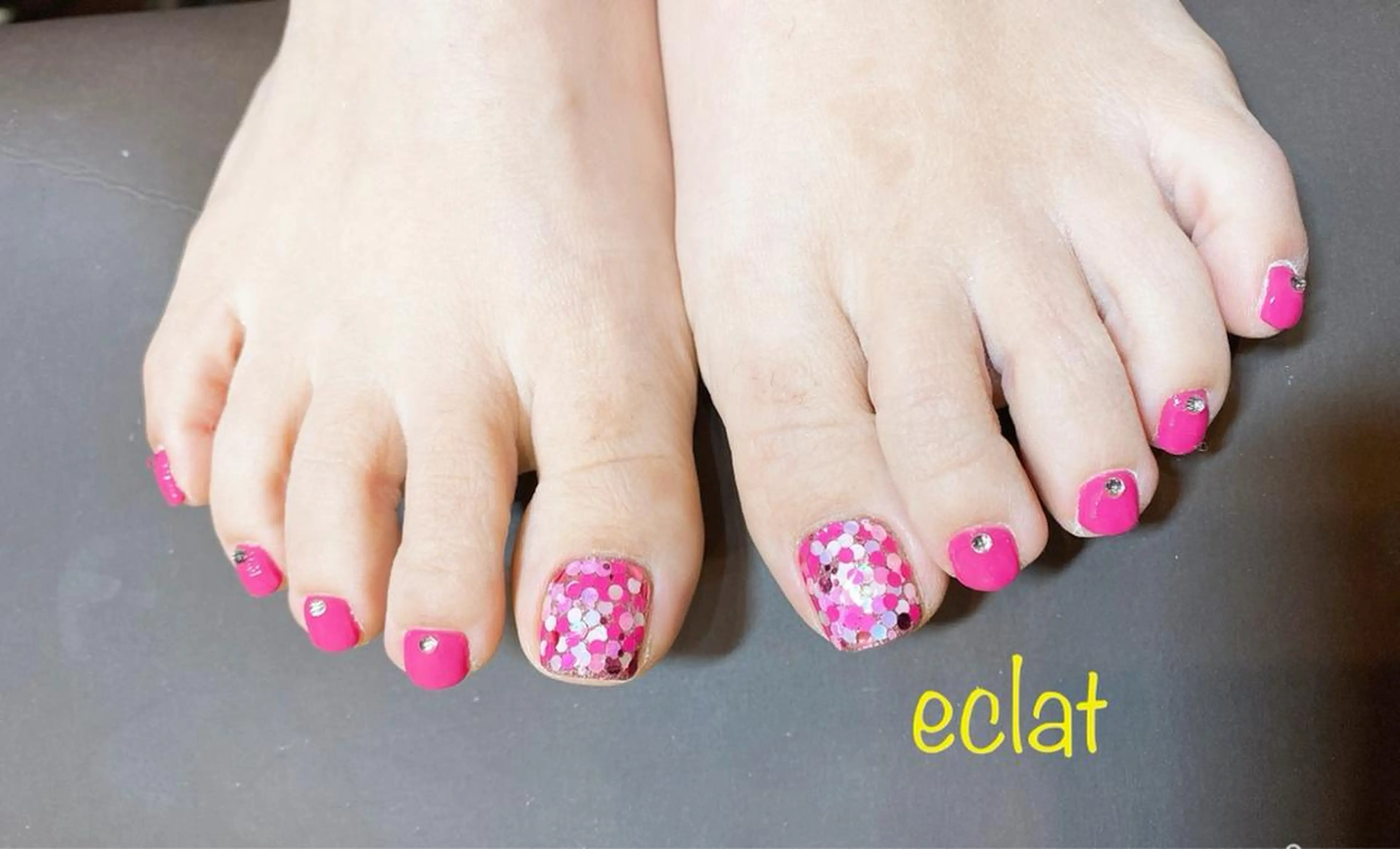 ネイル フットネイル センター南 eclatのネイルデザイン