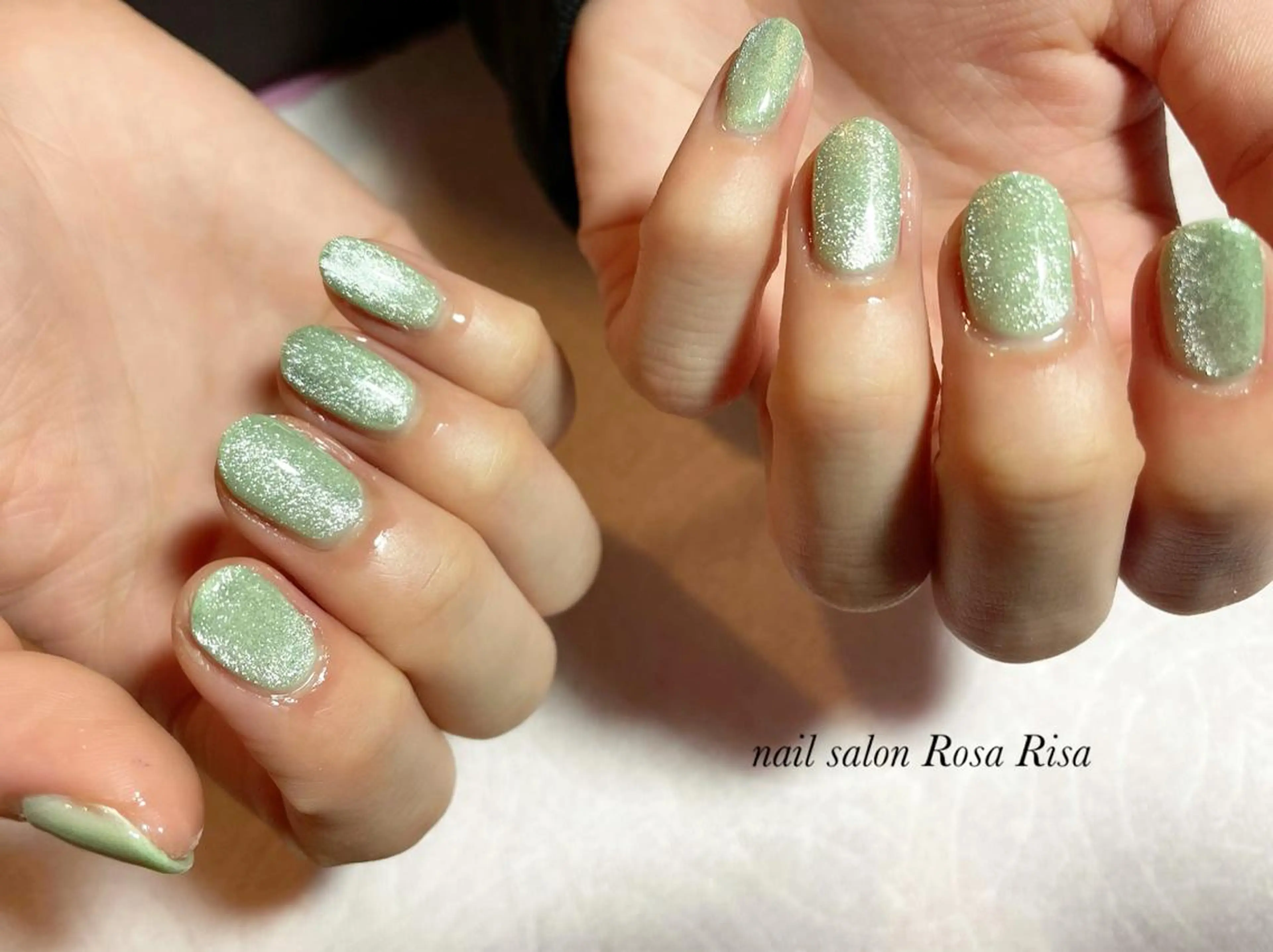 ショート ネイル マグネットネイル ネイルスタジオ シェイクユアハンズのネイルデザイン