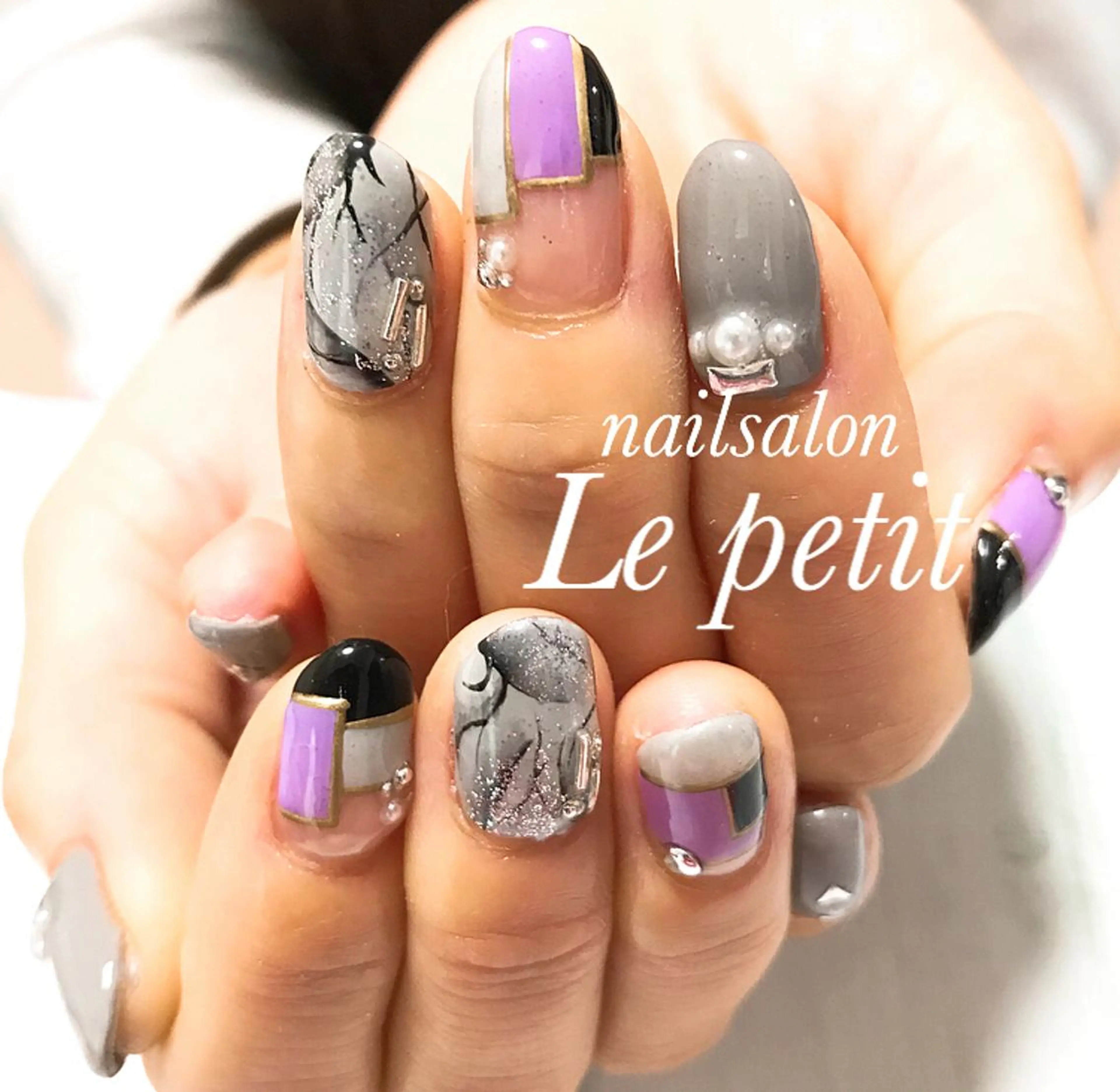 ネイル 石野 広佳のネイルデザイン