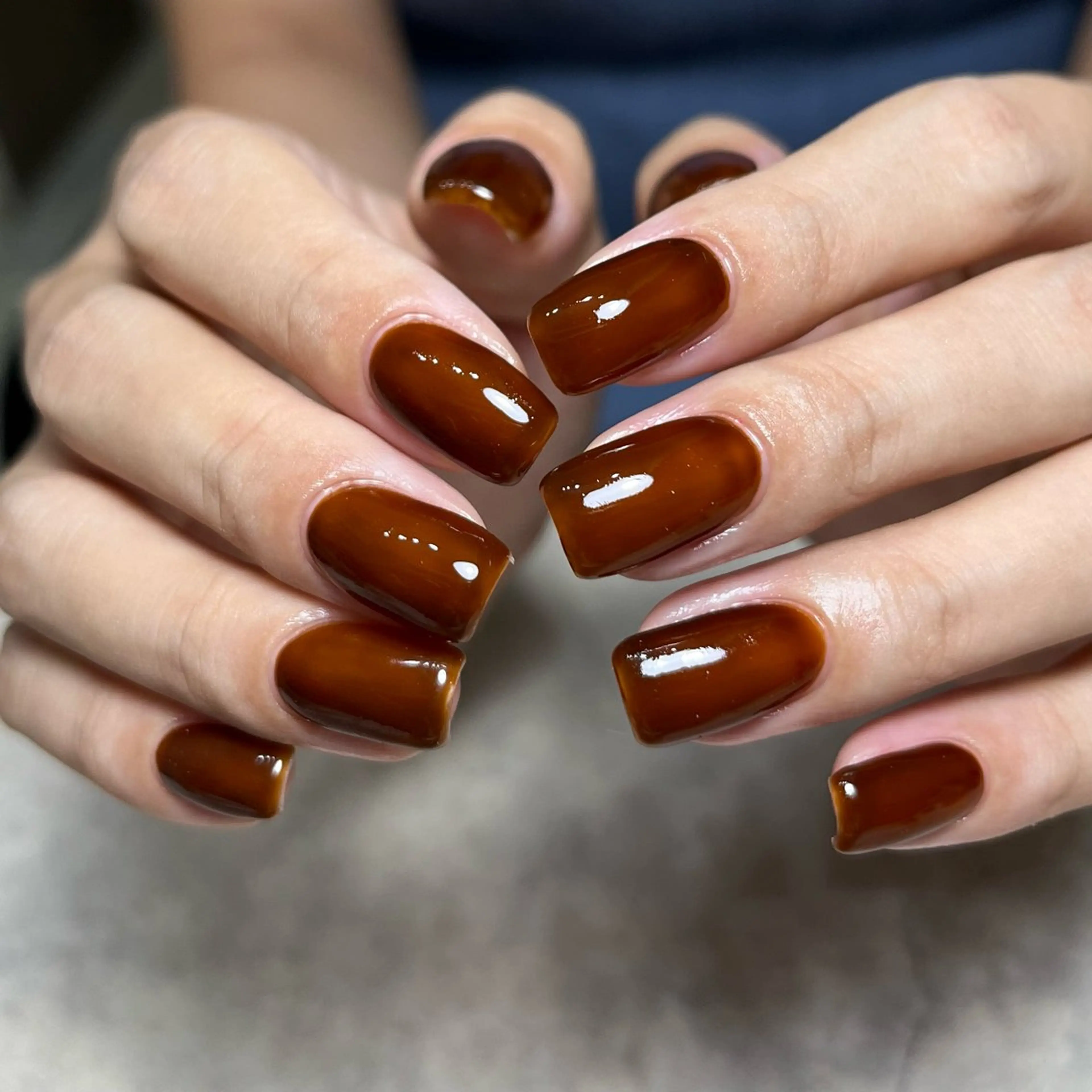 ネイル ブラウン グリーン ハンドネイル vegh.所属・vegh. nail／阿波座のネイルデザイン