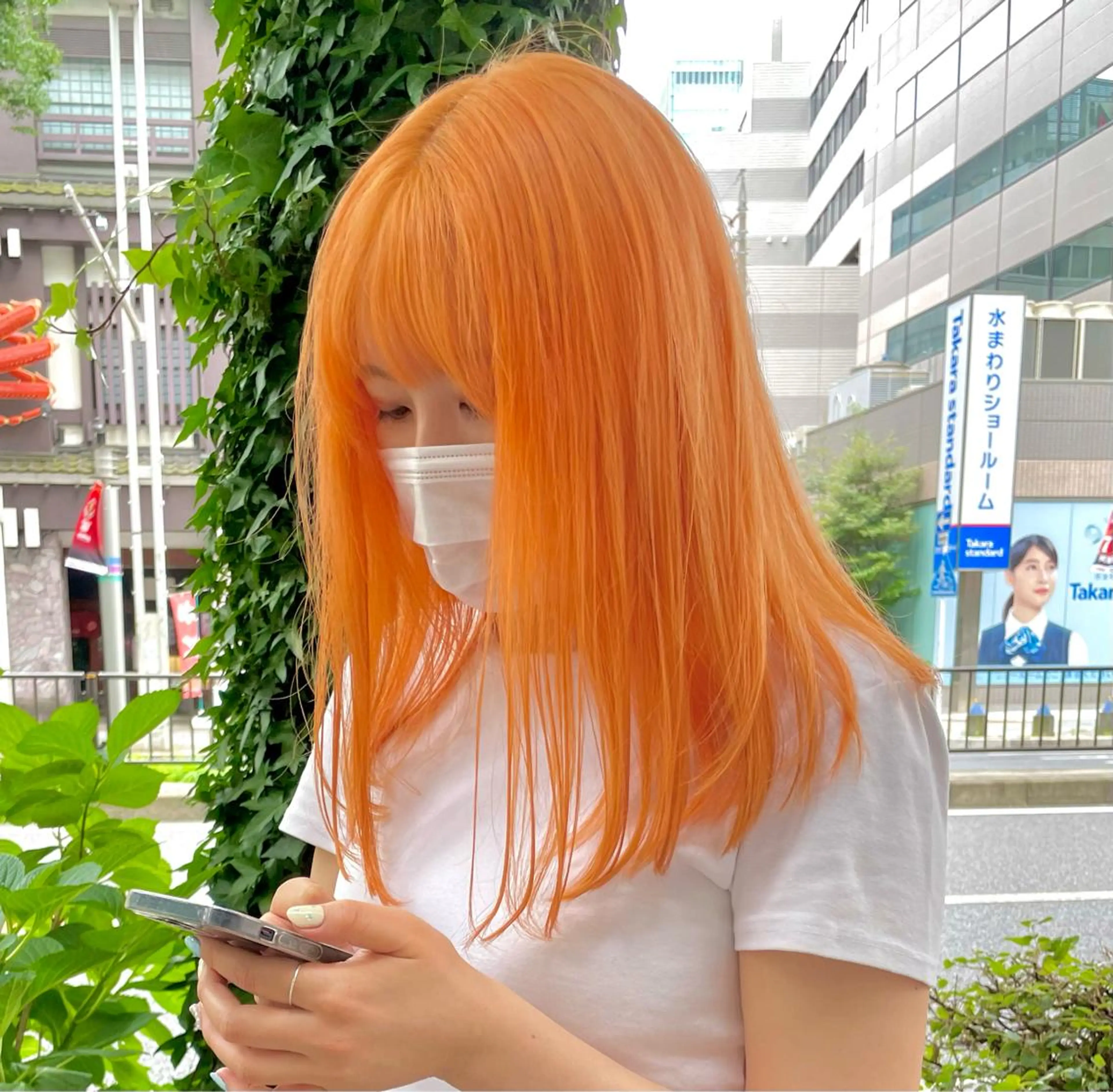 ミディアム インク 美容院のヘアスタイル