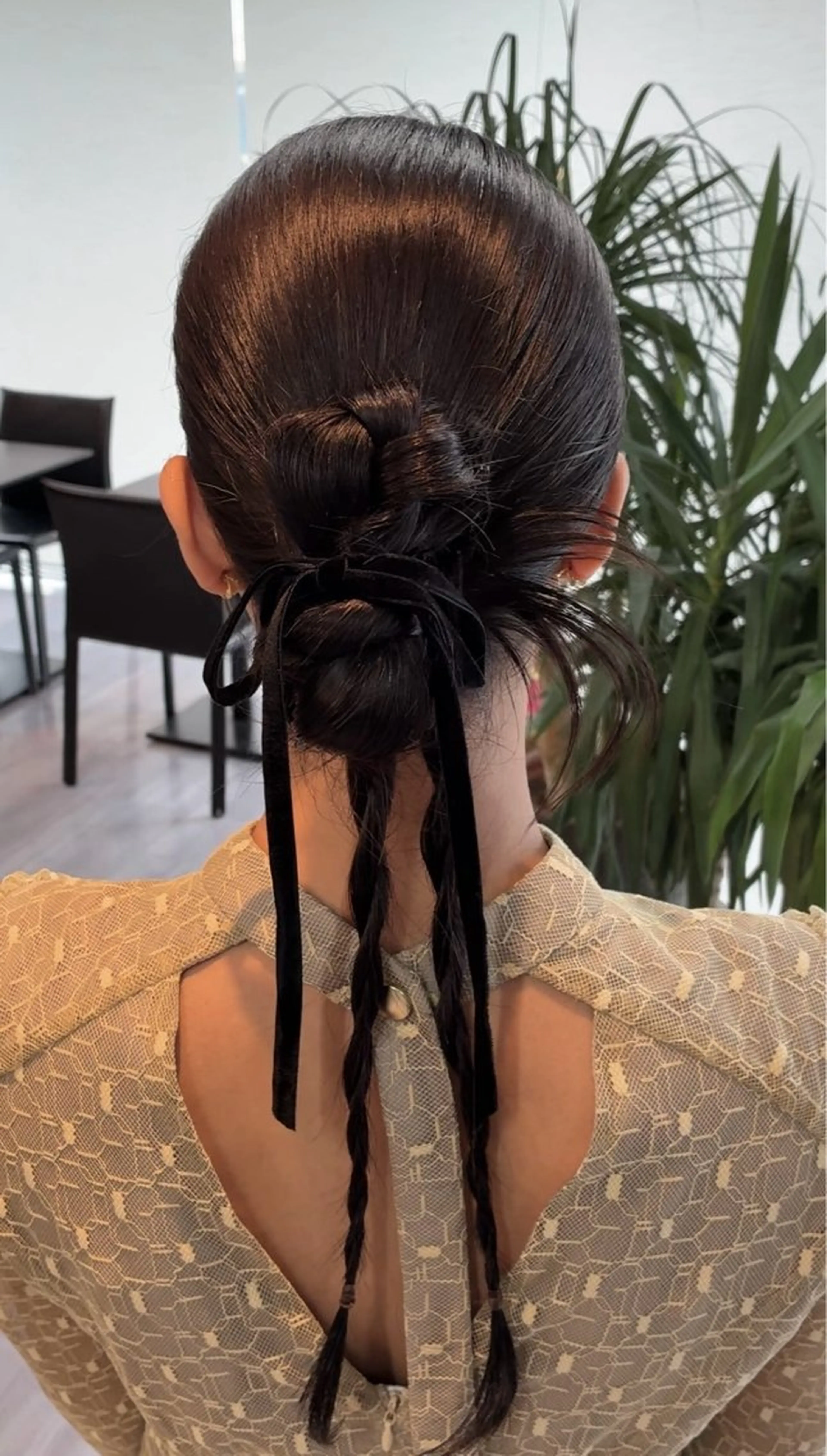 セミロング ヘアアレンジ 結婚式・ブライダル 三つ編み ヘアセット arika もえのヘアスタイル