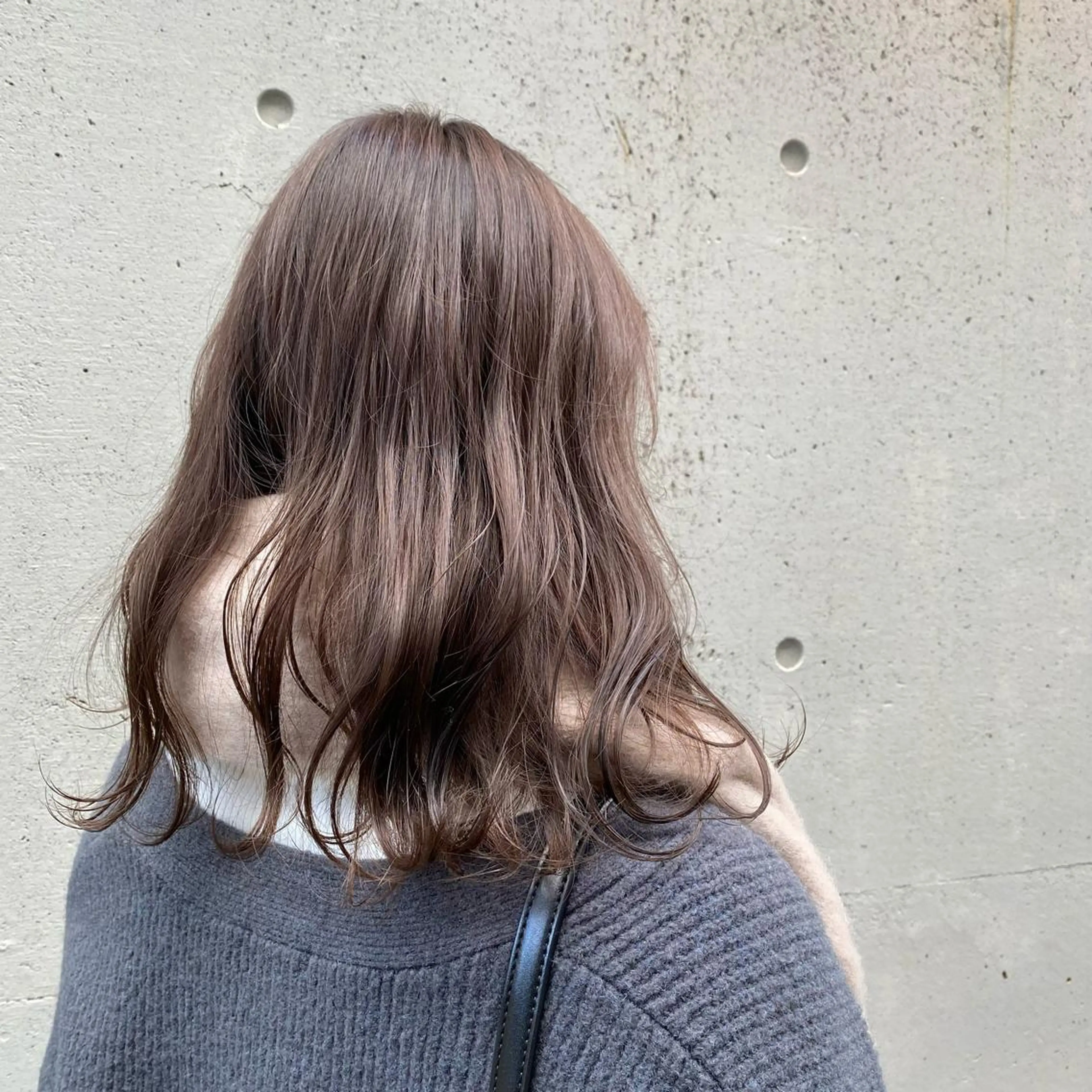 ミディアム ヘアカラー トリートメント ヘッドスパ putri店長 和田鈴采のヘアスタイル