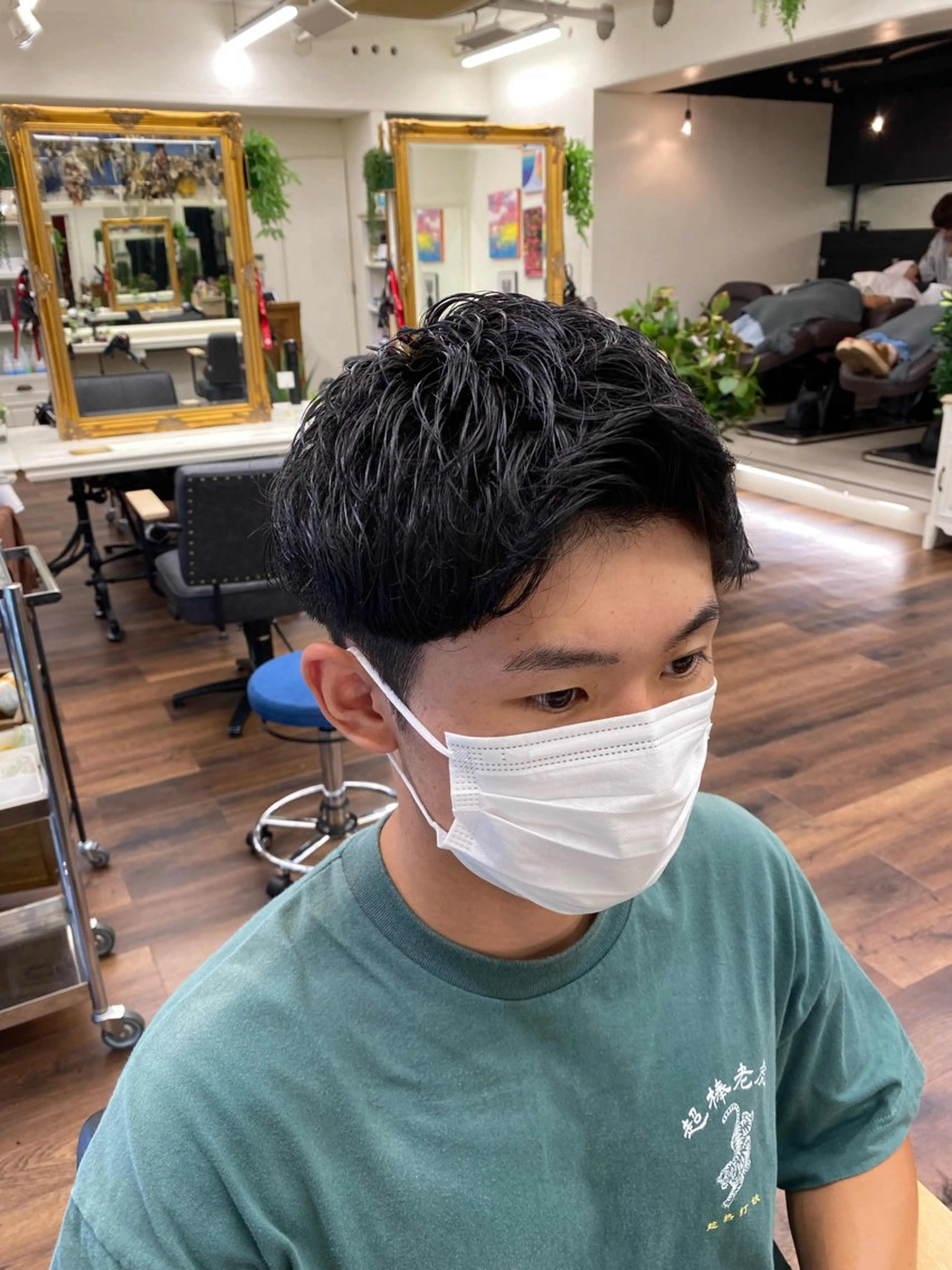 ショート パーマ メンズ アップバング YUTA/艶髪/髪質 改善/メンズカットのヘアスタイル