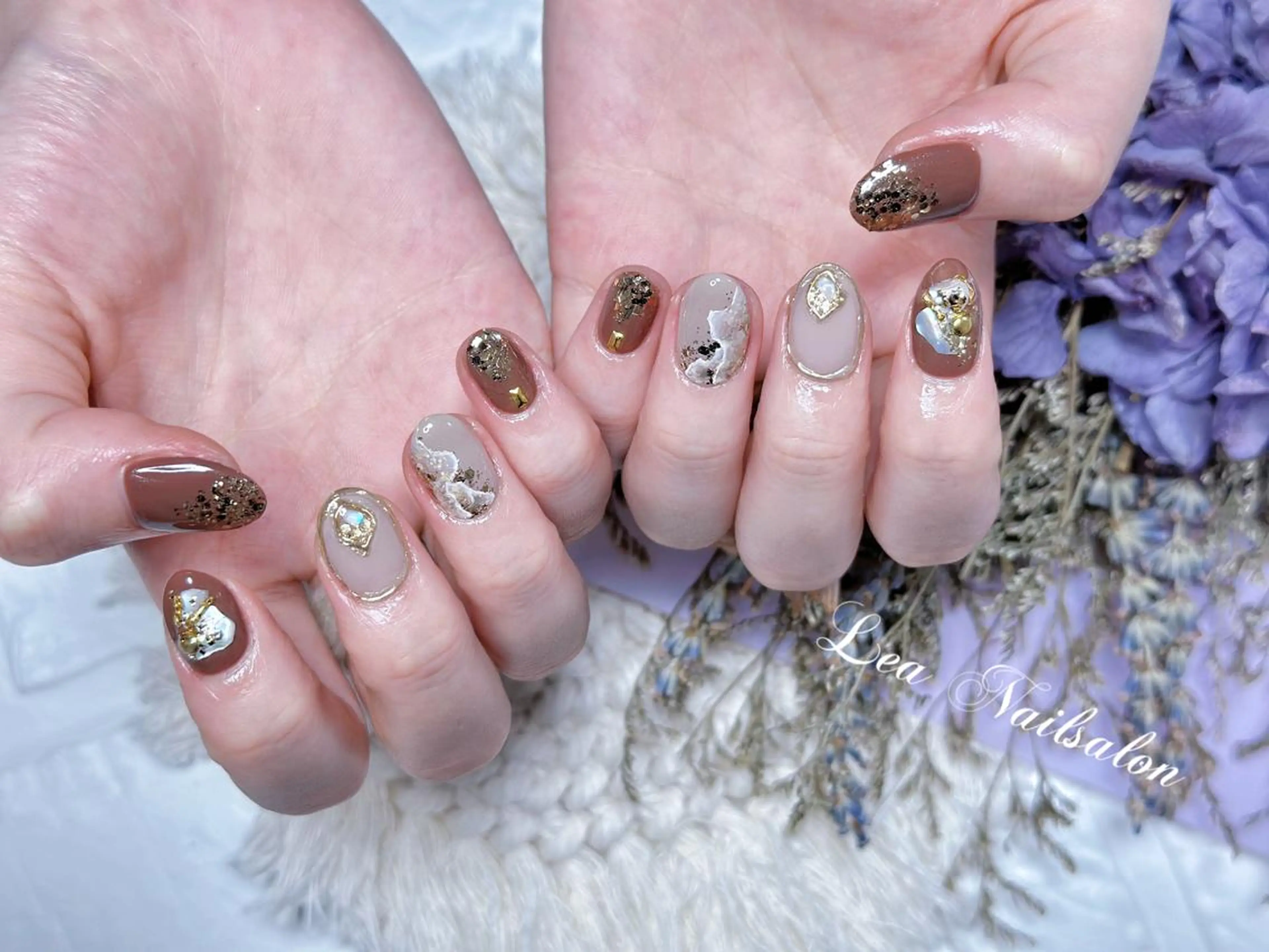 ショート カラー ネイル Le’a NailSalonのネイルデザイン