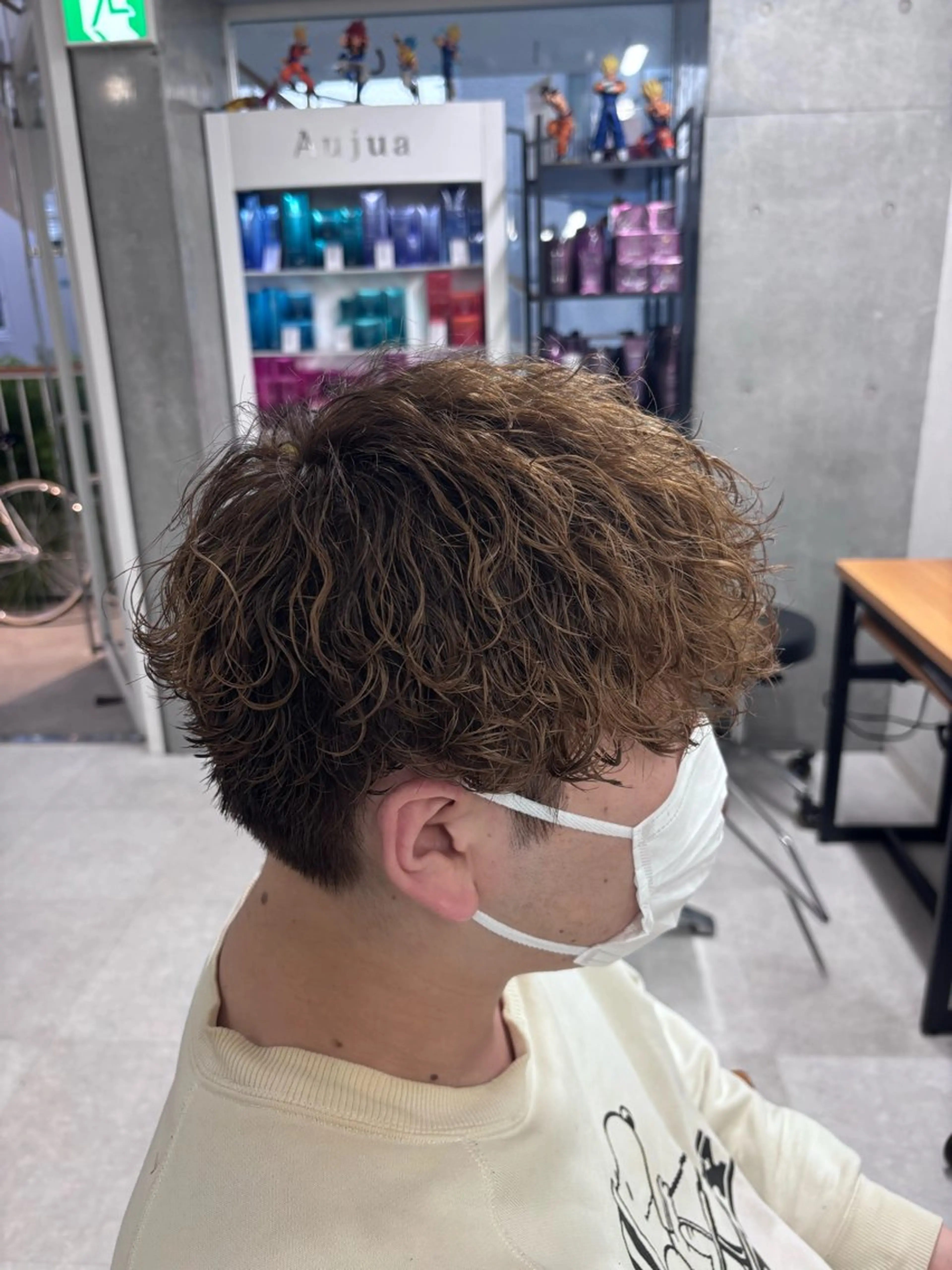 パーマ メンズ カット パーマ トリートメント ヘッドスパ フェザーの鬼 🇰🇷yutoのヘアスタイル