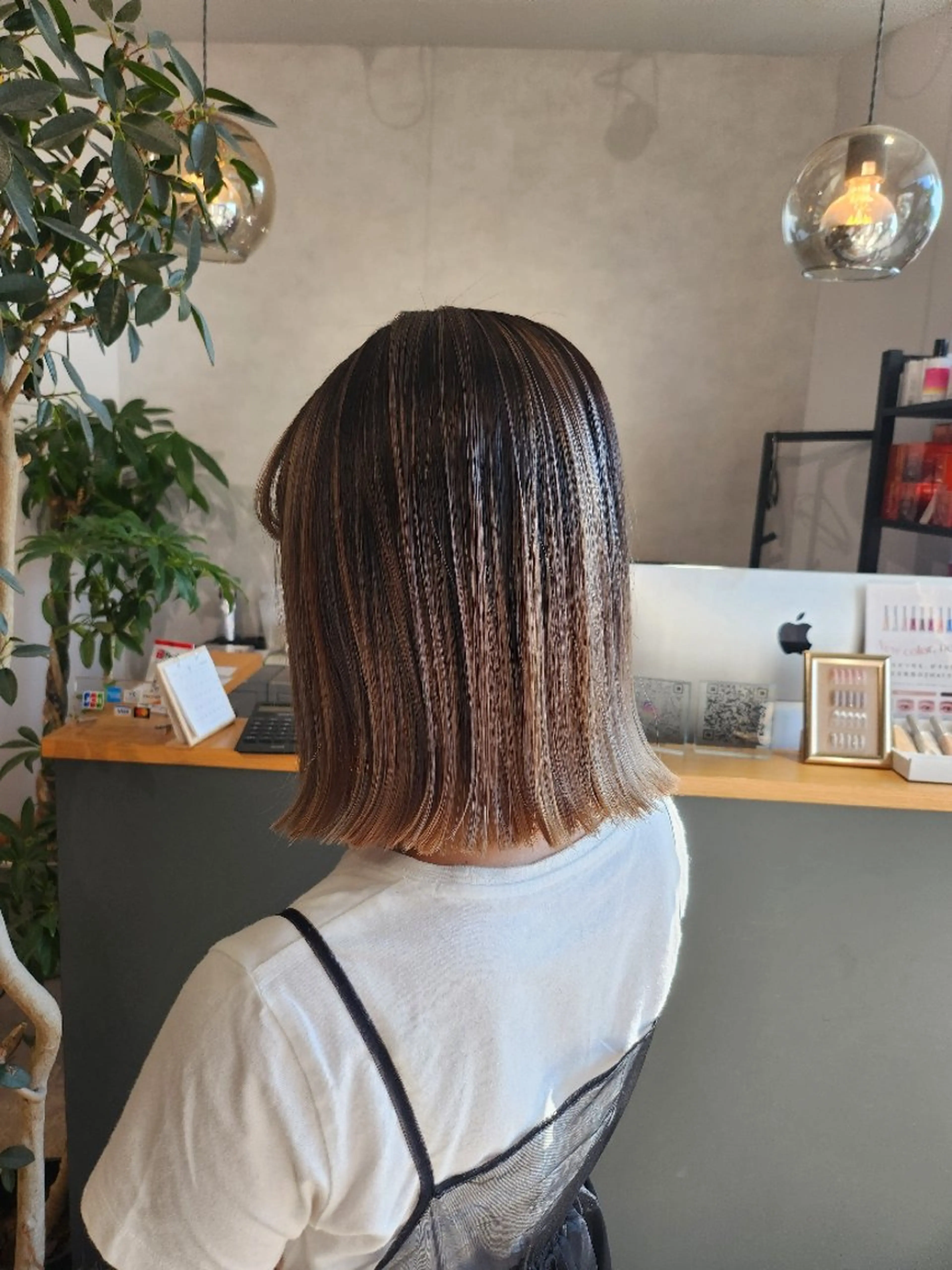 ミディアム レイヤーカット 金田 拓也のヘアスタイル