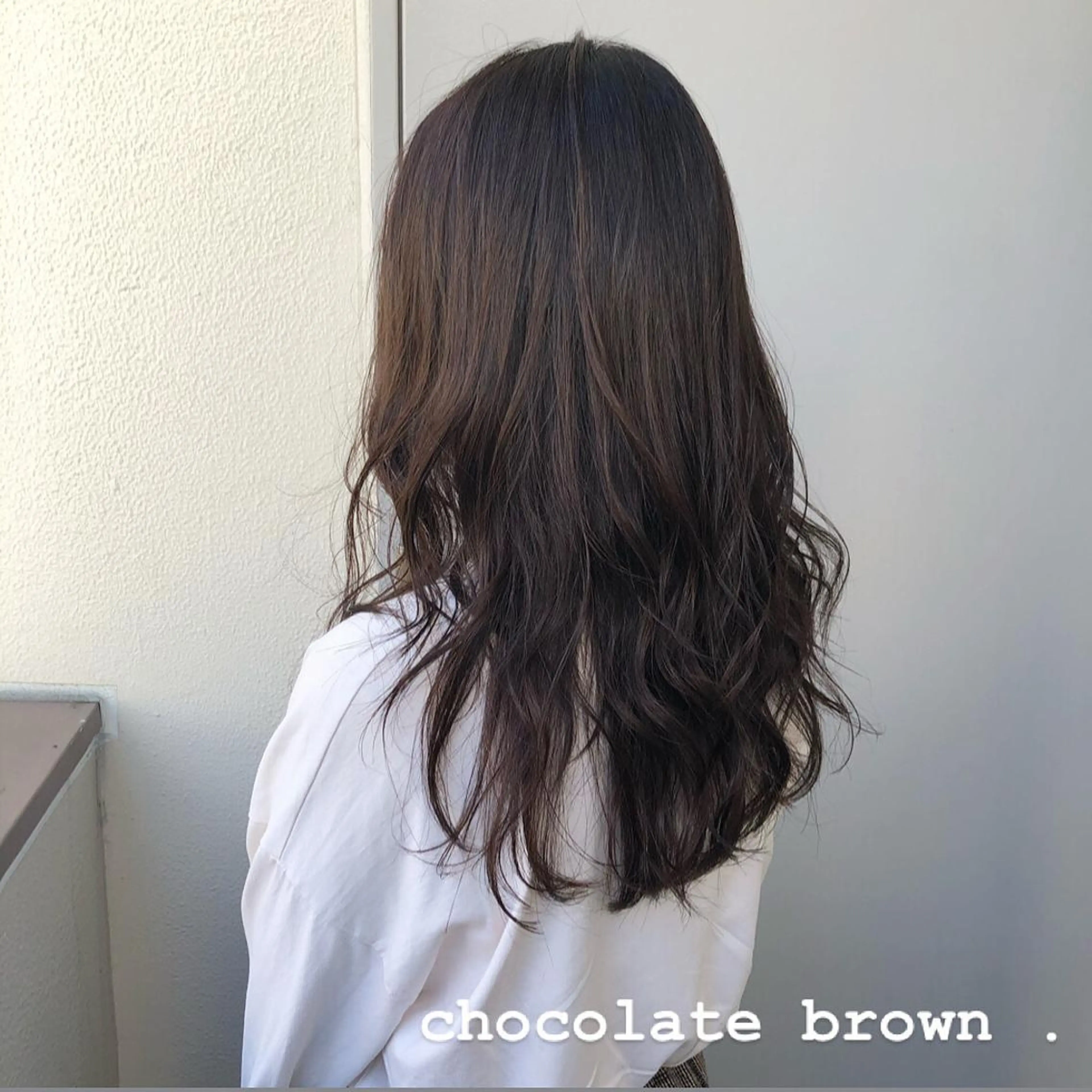 セミロング カラー ヘアアレンジ ネイル マツエク・マツパ ブラウンカラー チョコレートブラウン カラーマツエク ブラウン トレンド眉🌈✨ arisaの眉毛・アイブロウイメージ