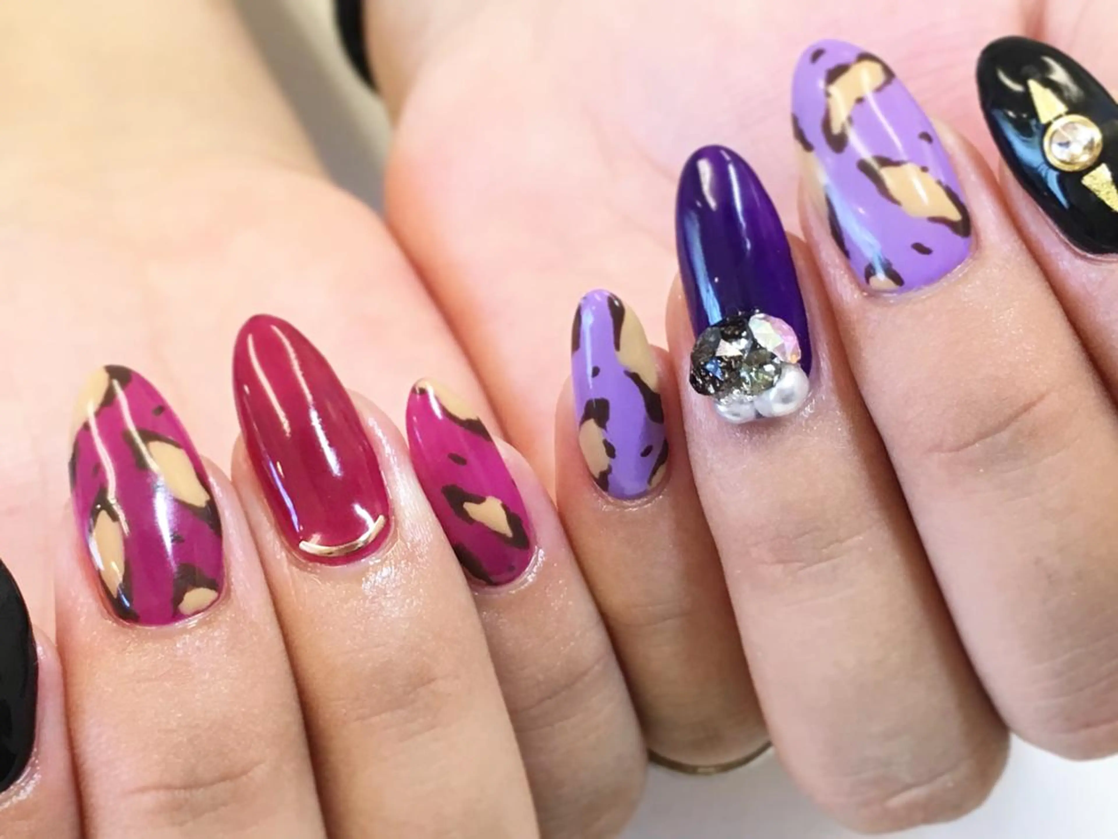 ネイル N-mode所属・yuya パラジェル/長さ出しのネイルデザイン