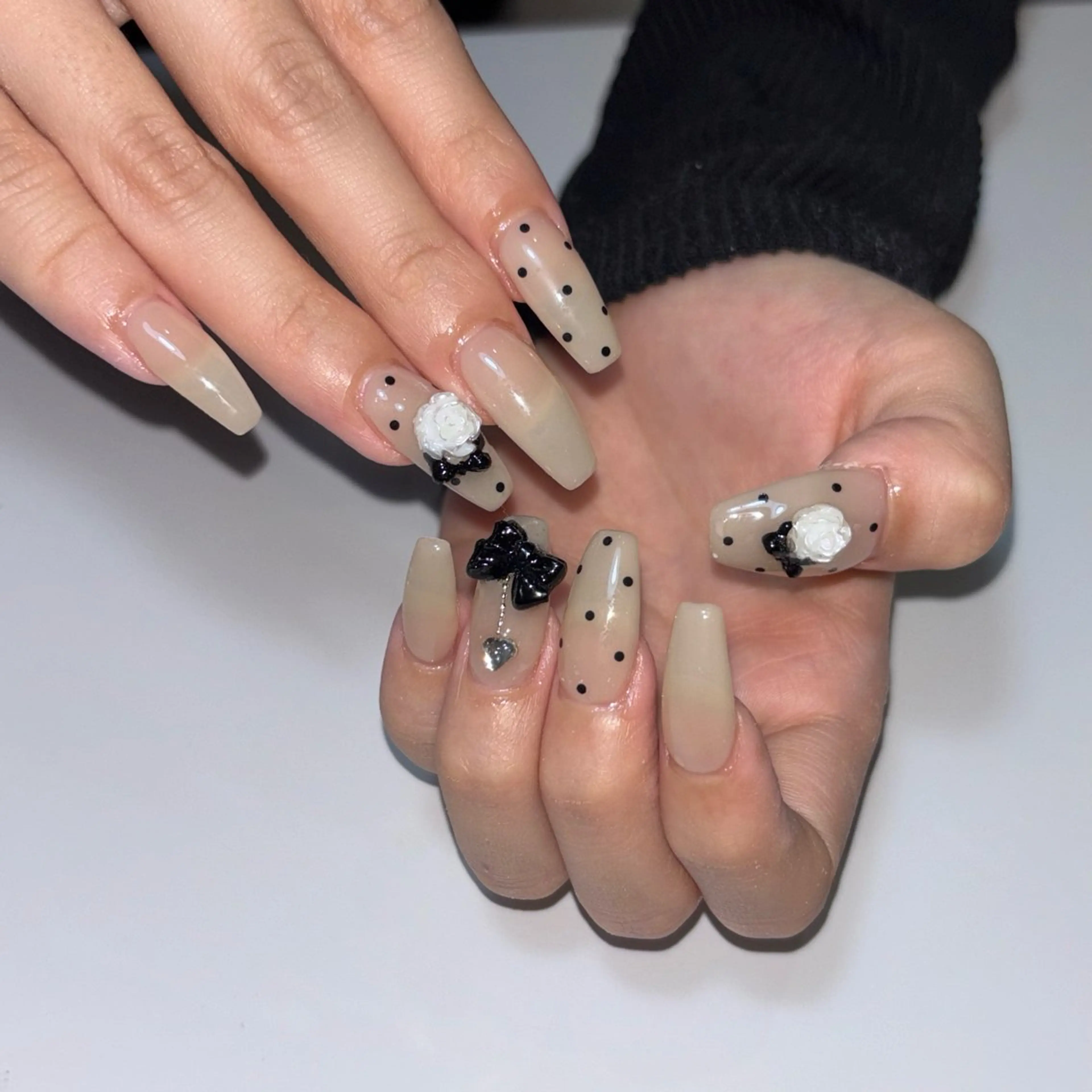 ネイル ワンホンネイル ハンドネイル Yay /y2k・個性派のネイルデザイン