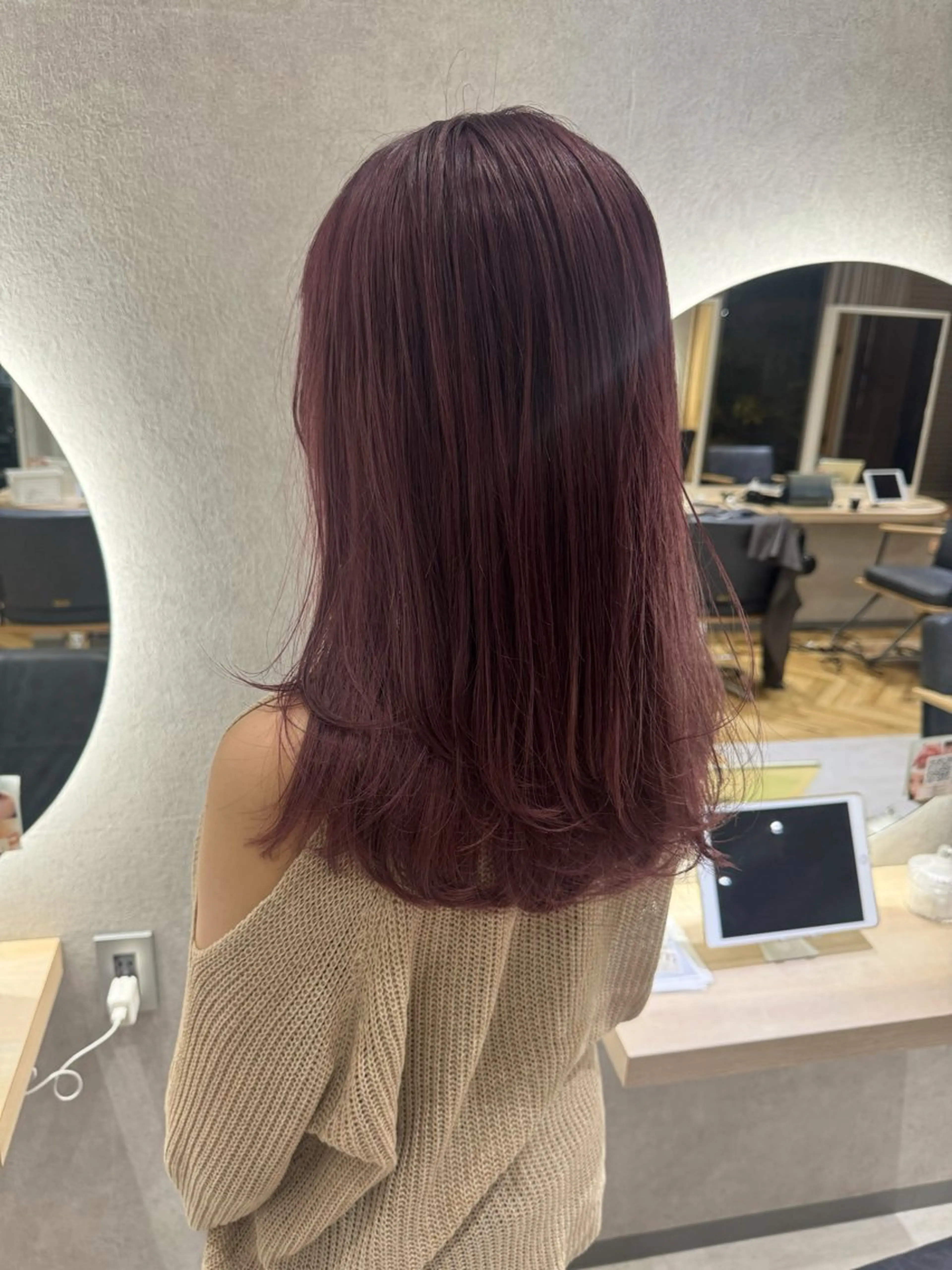セミロング カラー ブリーチ ラベンダーカラー ピンクカラー ピンクラベンダー ヘアカラー 透明感カラー ボブ ミディアム 齊木勇人のヘアスタイル