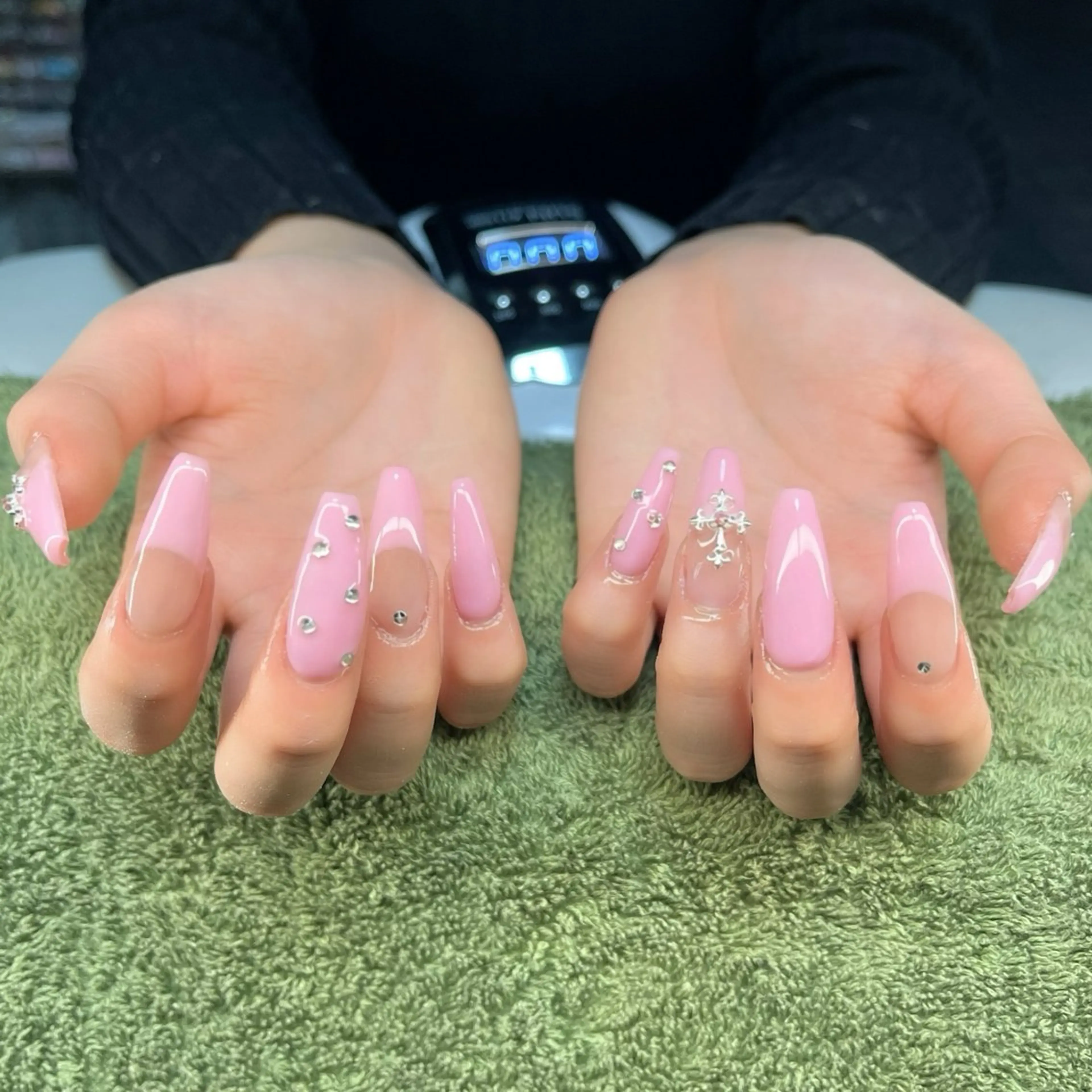 ネイル 長さ出し ハンドネイル フットネイル MHR nailのネイルデザイン