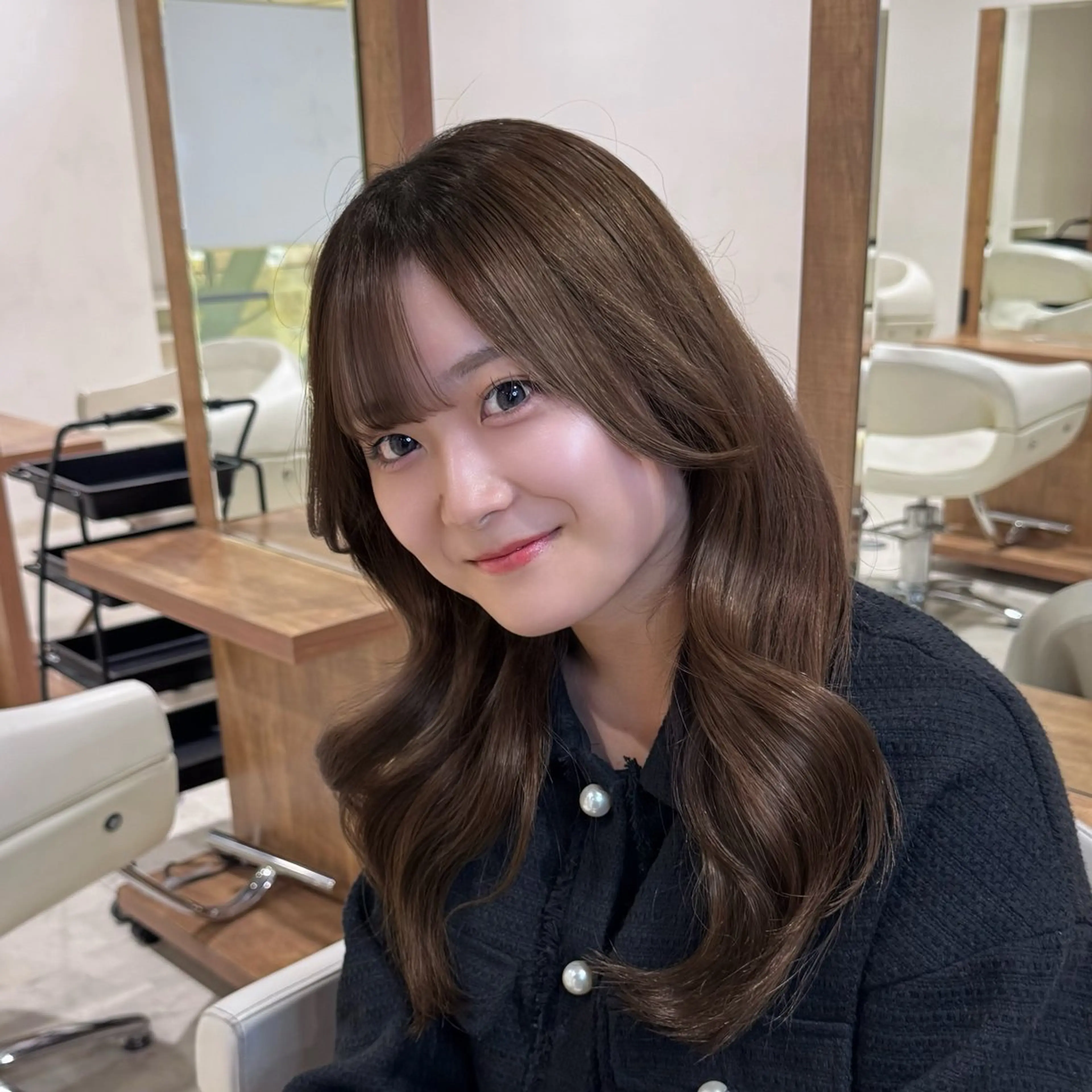 ロング ヘアカラー 巻田匠海 透明感韓国ヘアのヘアスタイル