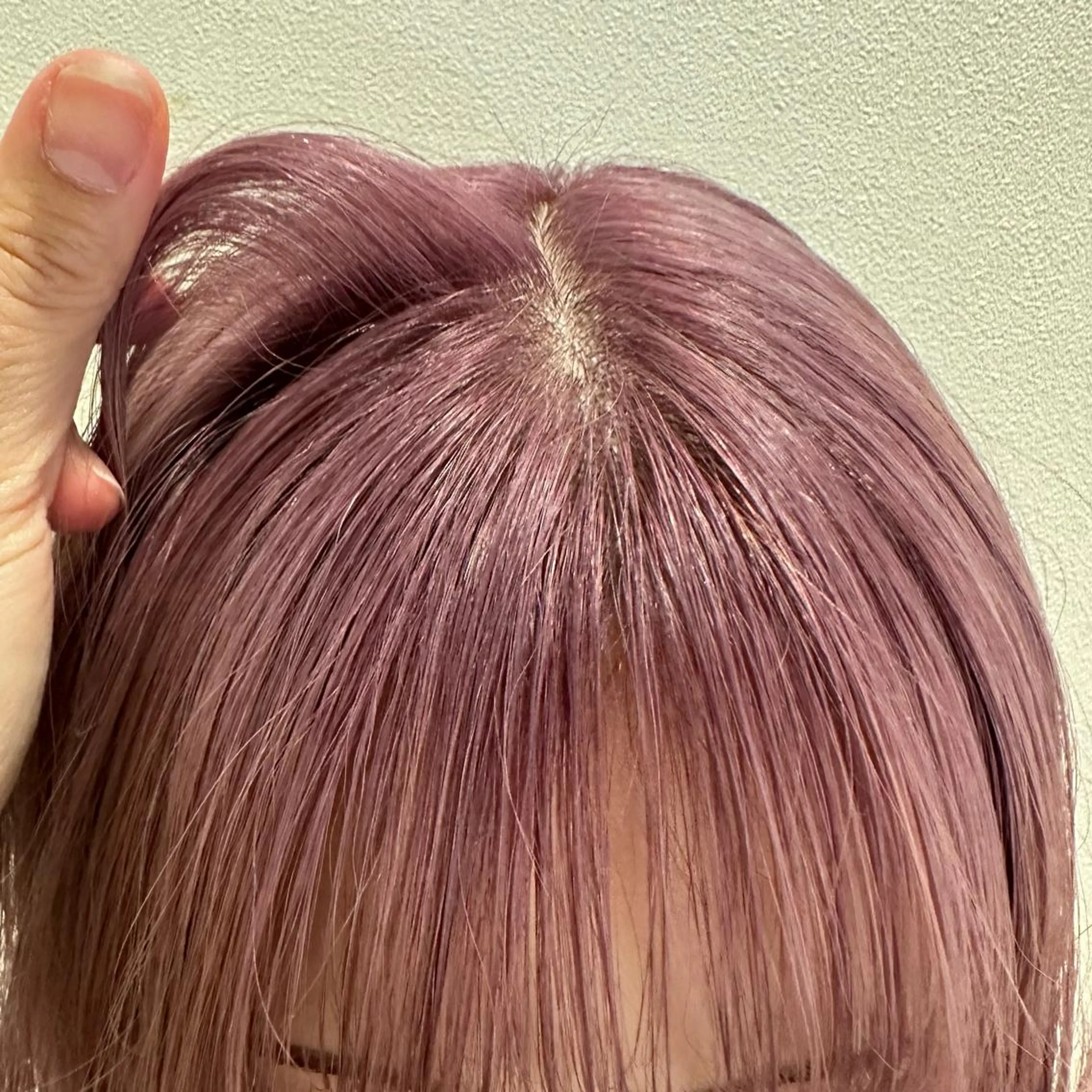 ショート カラー ハイトーン/暖色/ 眉/メイク/Rinaのヘアスタイル