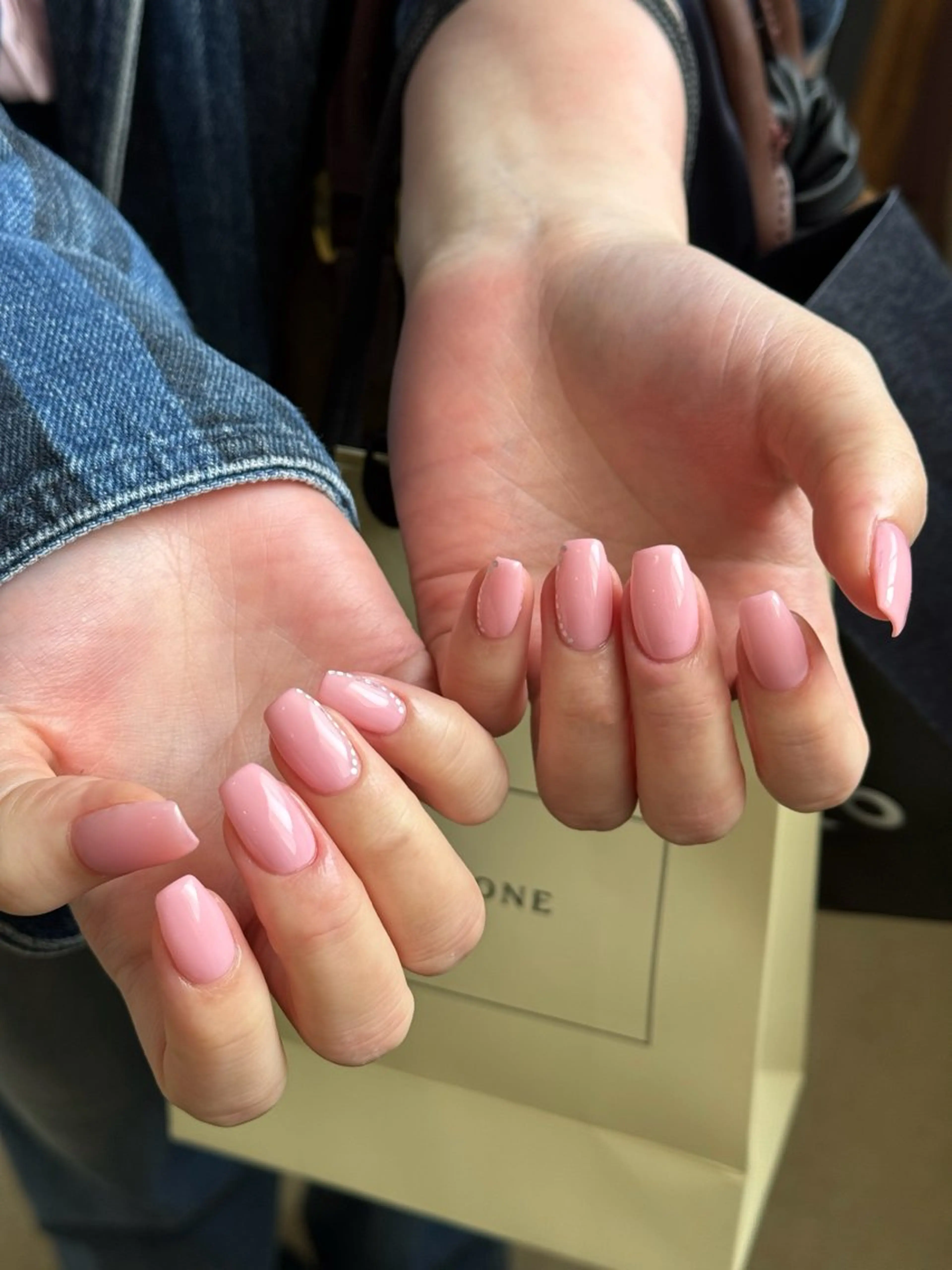 ネイル ジェルネイル ワンカラーネイル パラジェル 春ネイル MONICA KARENのネイルデザイン