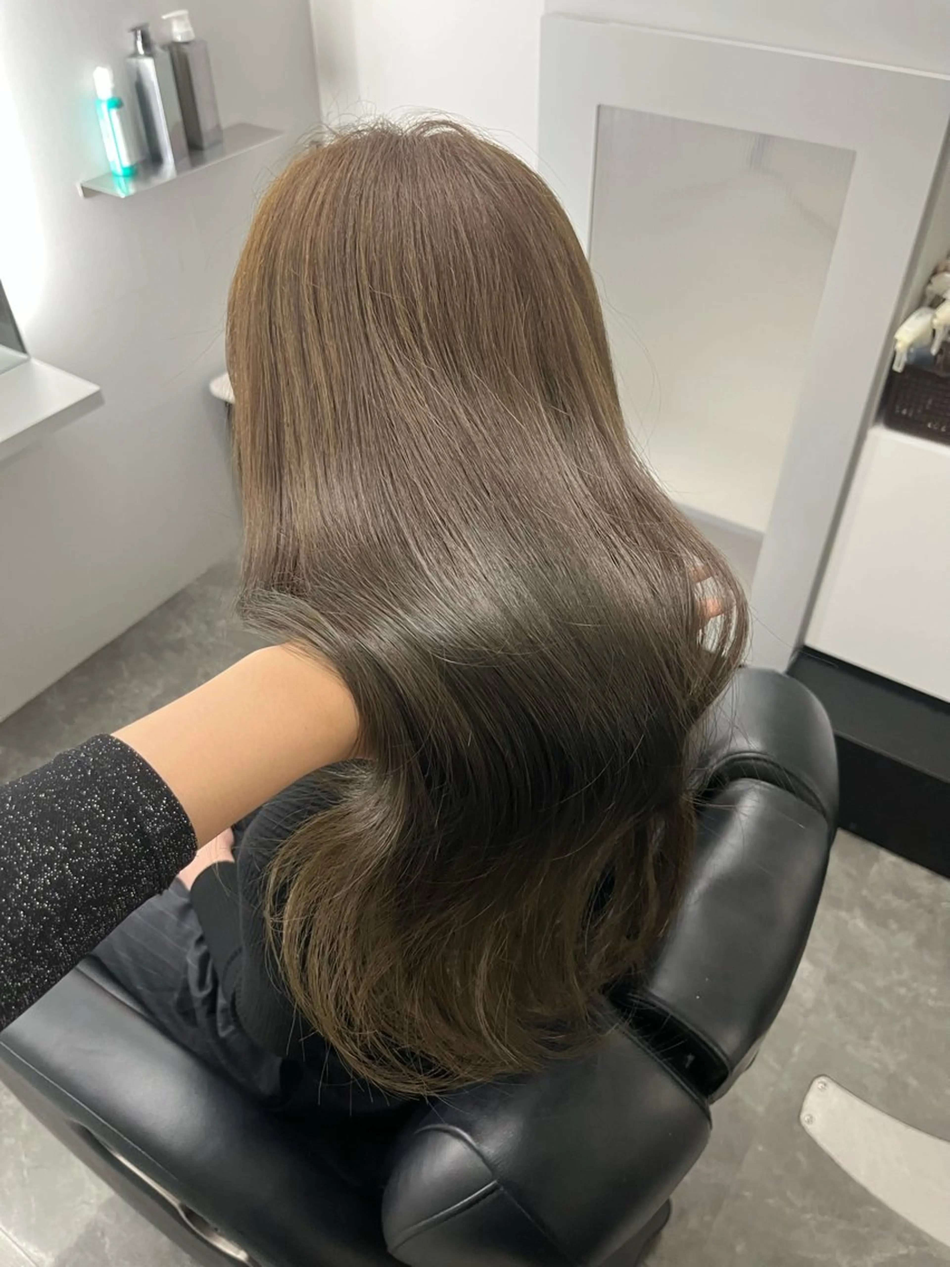 ロング カラー カット ヘアカラー トリートメント オリーブ/赤み消し 透明感/Akaneのヘアスタイル