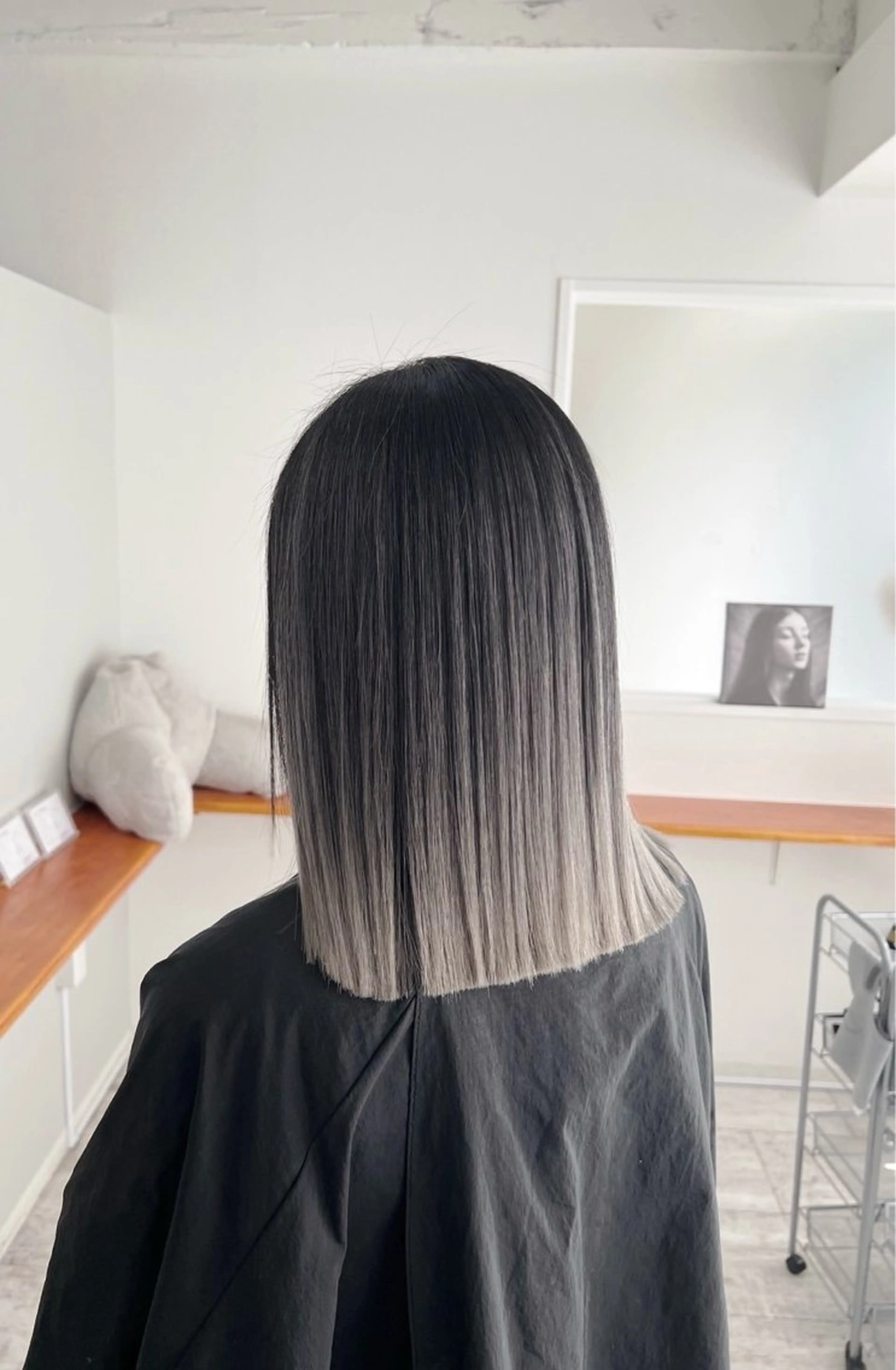 ミディアム カラー バレイヤージュ グレージュ レイヤーカット カット ヘアカラー トリートメント ROBIN所属・指名数No.1 /NAOYAのヘアスタイル