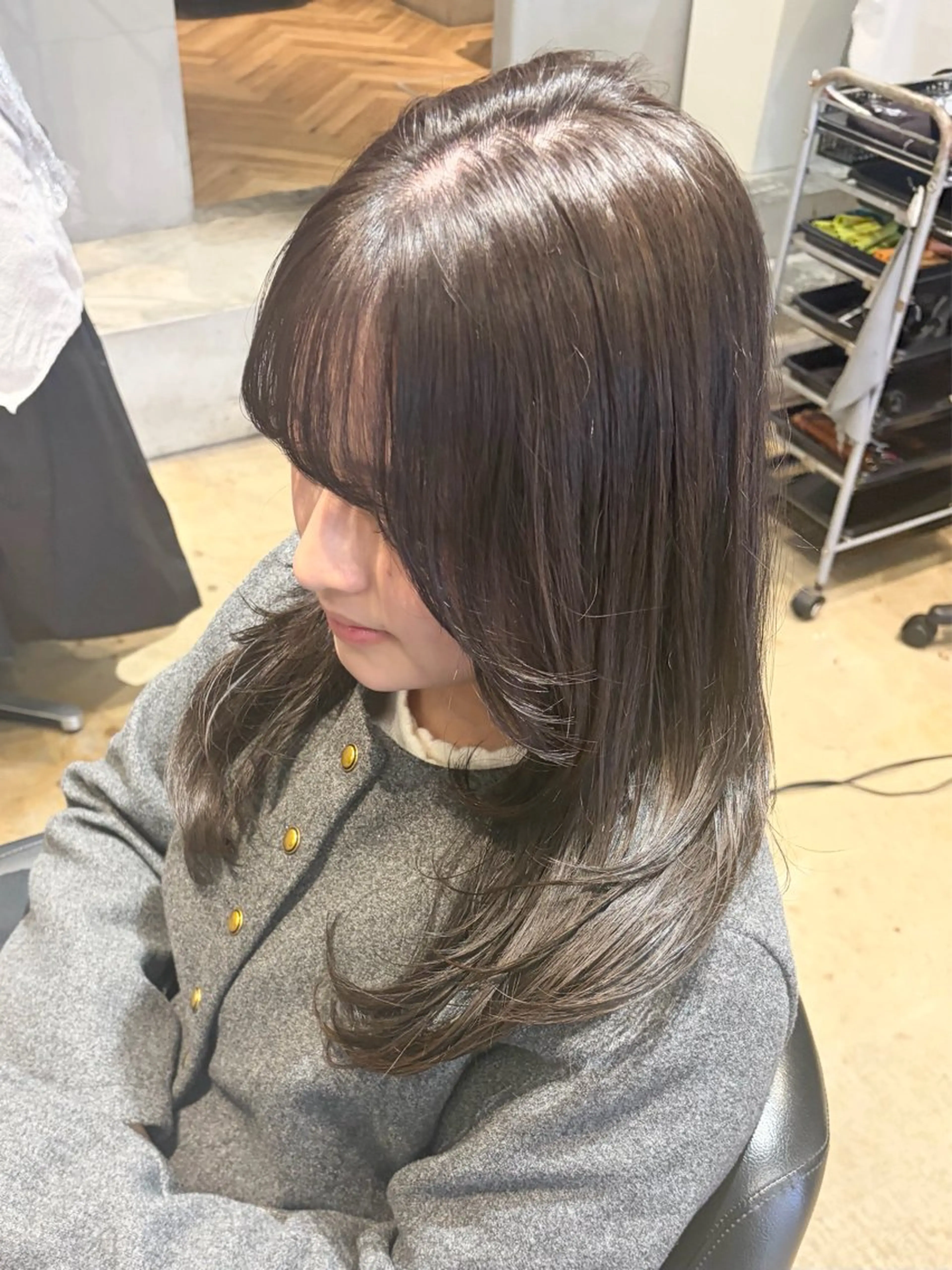 ロング カラー グレージュ レイヤーカット カット ヘアカラー トリートメント みわ/博多 ブリーチ/メンズヘアのヘアスタイル