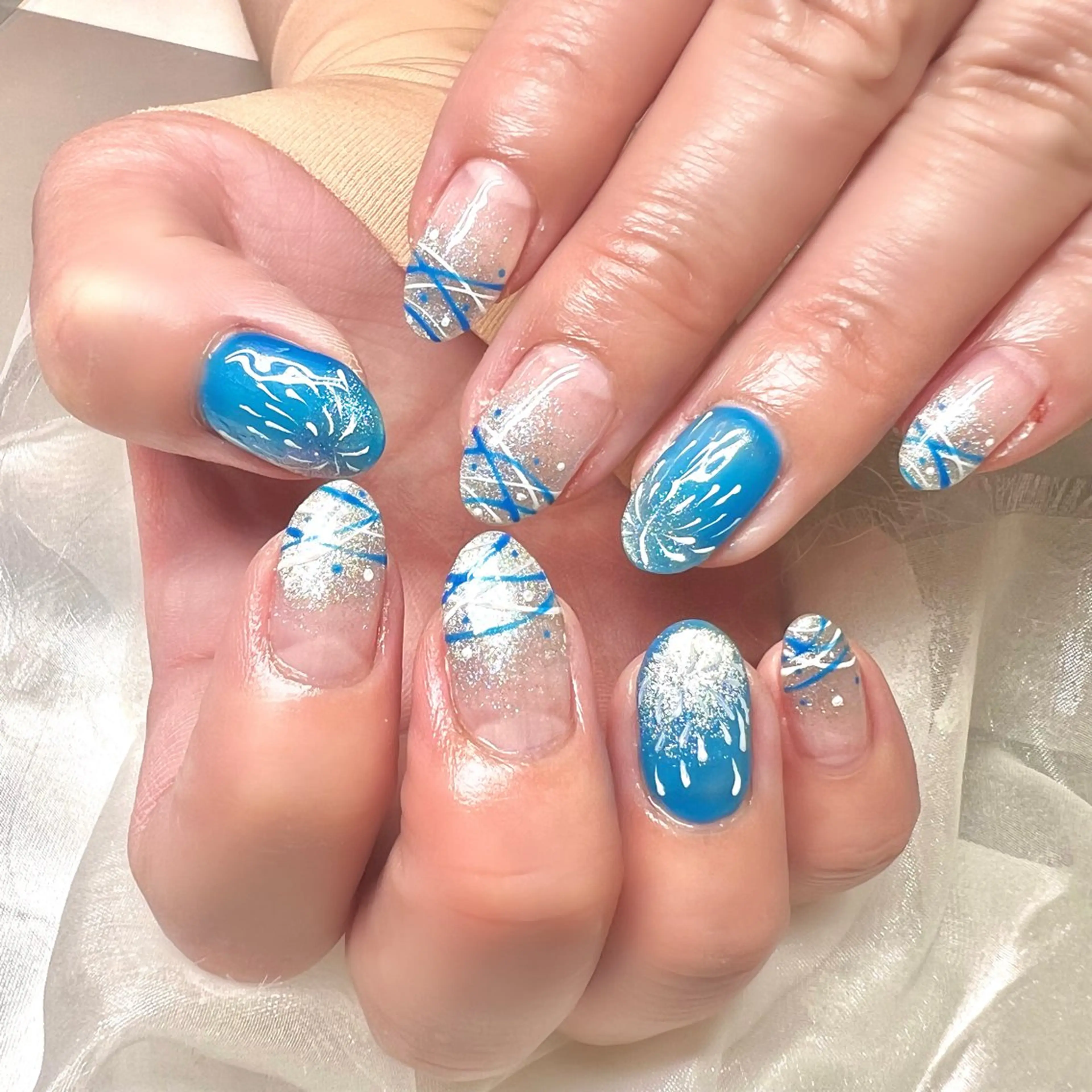 ネイル ハンドネイル clover nailのネイルデザイン