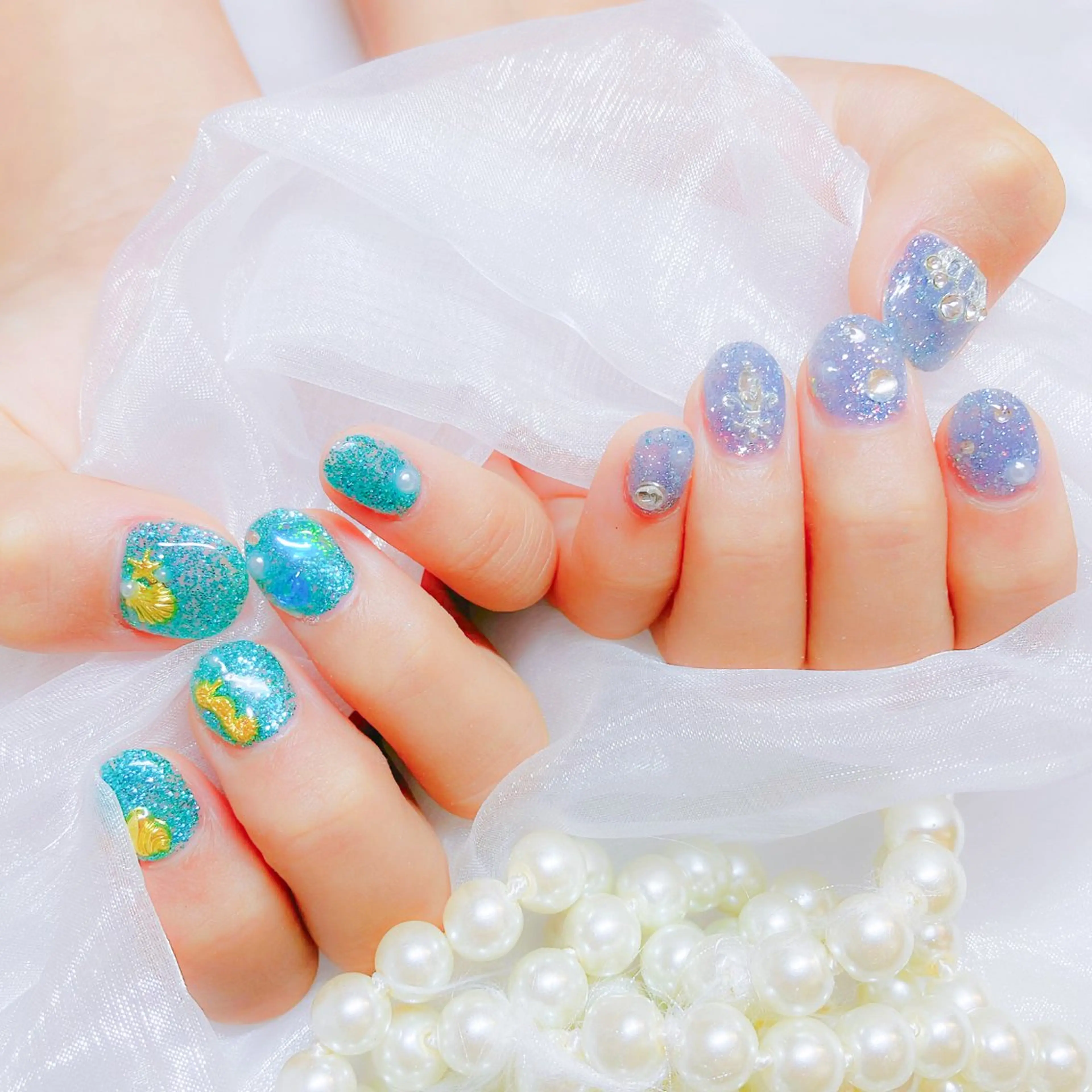 ネイル オーロラネイル フラッシュネイル ジェルネイル 氷ネイル・うるうるネイル キラキラネイル Amour baseのネイルデザイン