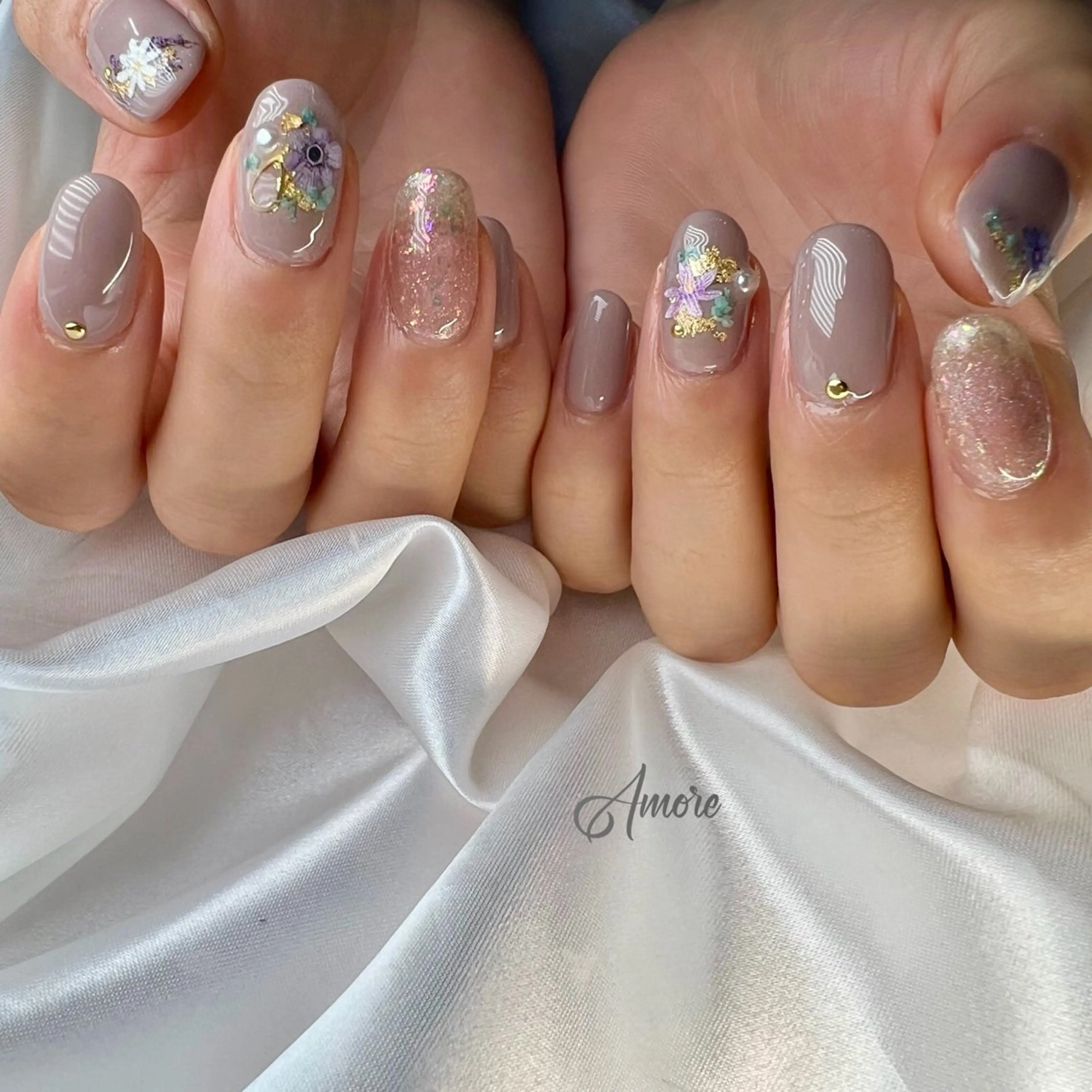 ネイル ジェルネイル キラキラネイル 韓国ネイル マグネットネイル パラジェル You kyehwaのネイルデザイン