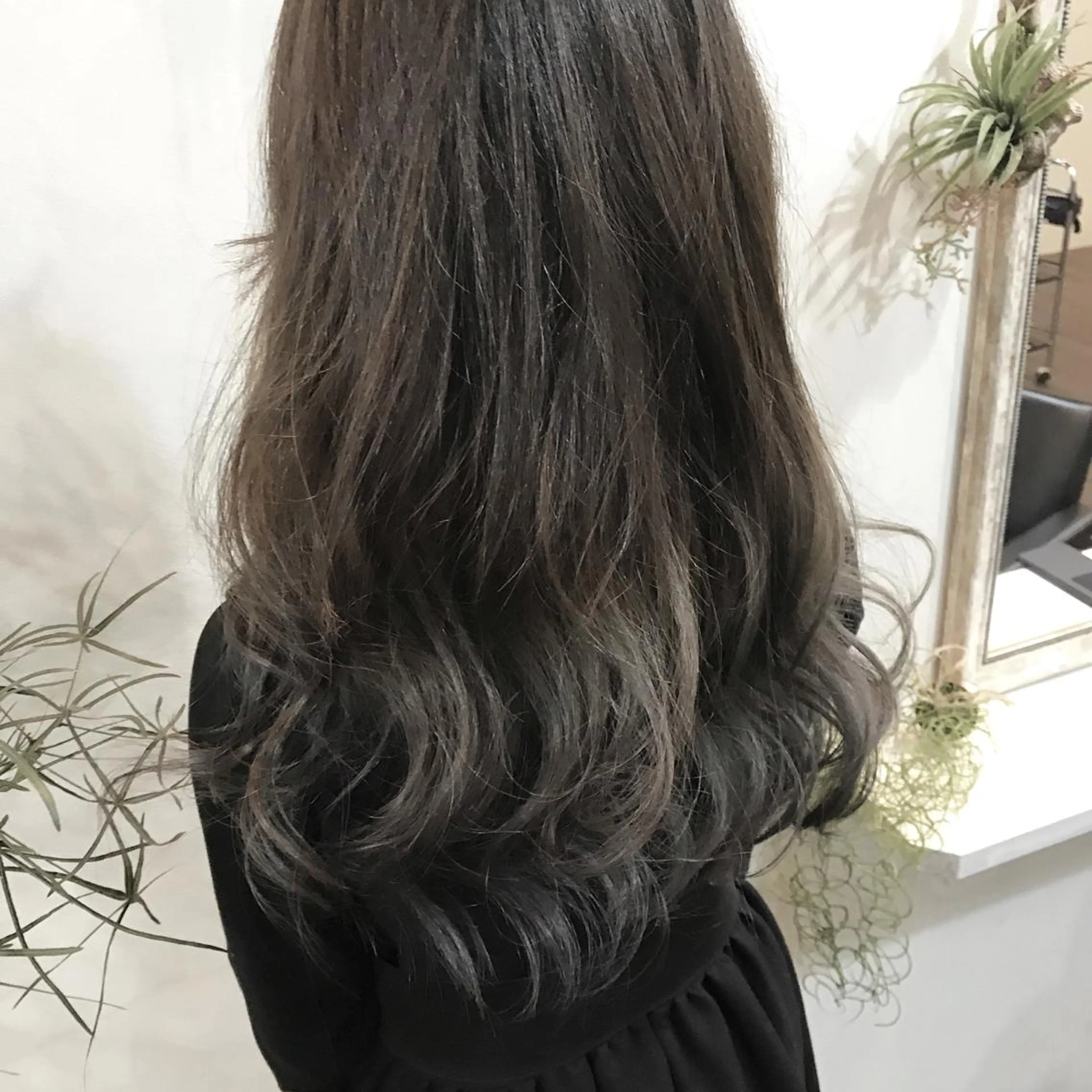 ロング カラー パーマ ヘアアレンジ メンズ キッズ グレージュ ヘアカラー トリートメント kobayashi $hogoのヘアスタイル