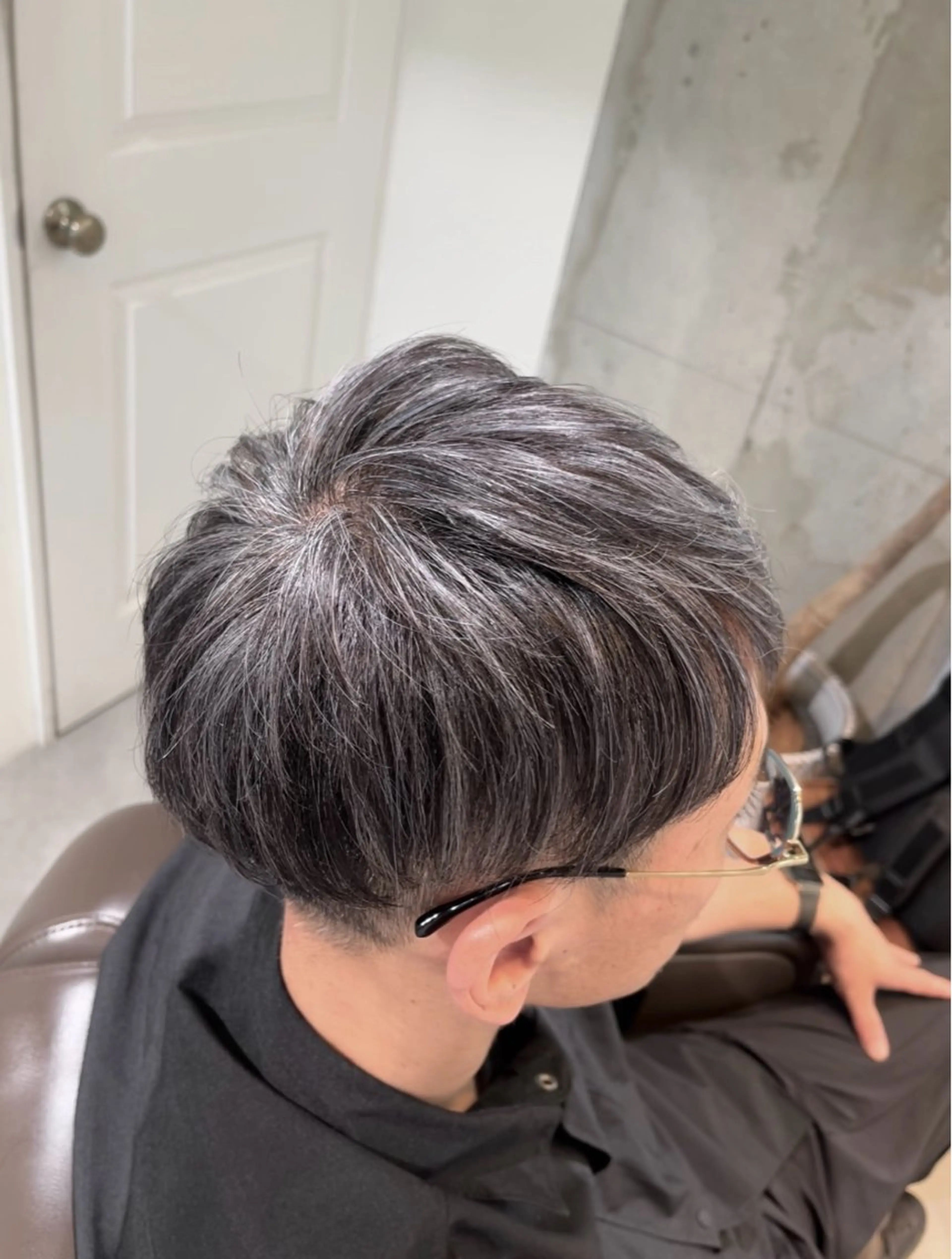 ショート ハイライト カット ヘアカラー トリートメント 早稲田 千尋のヘアスタイル