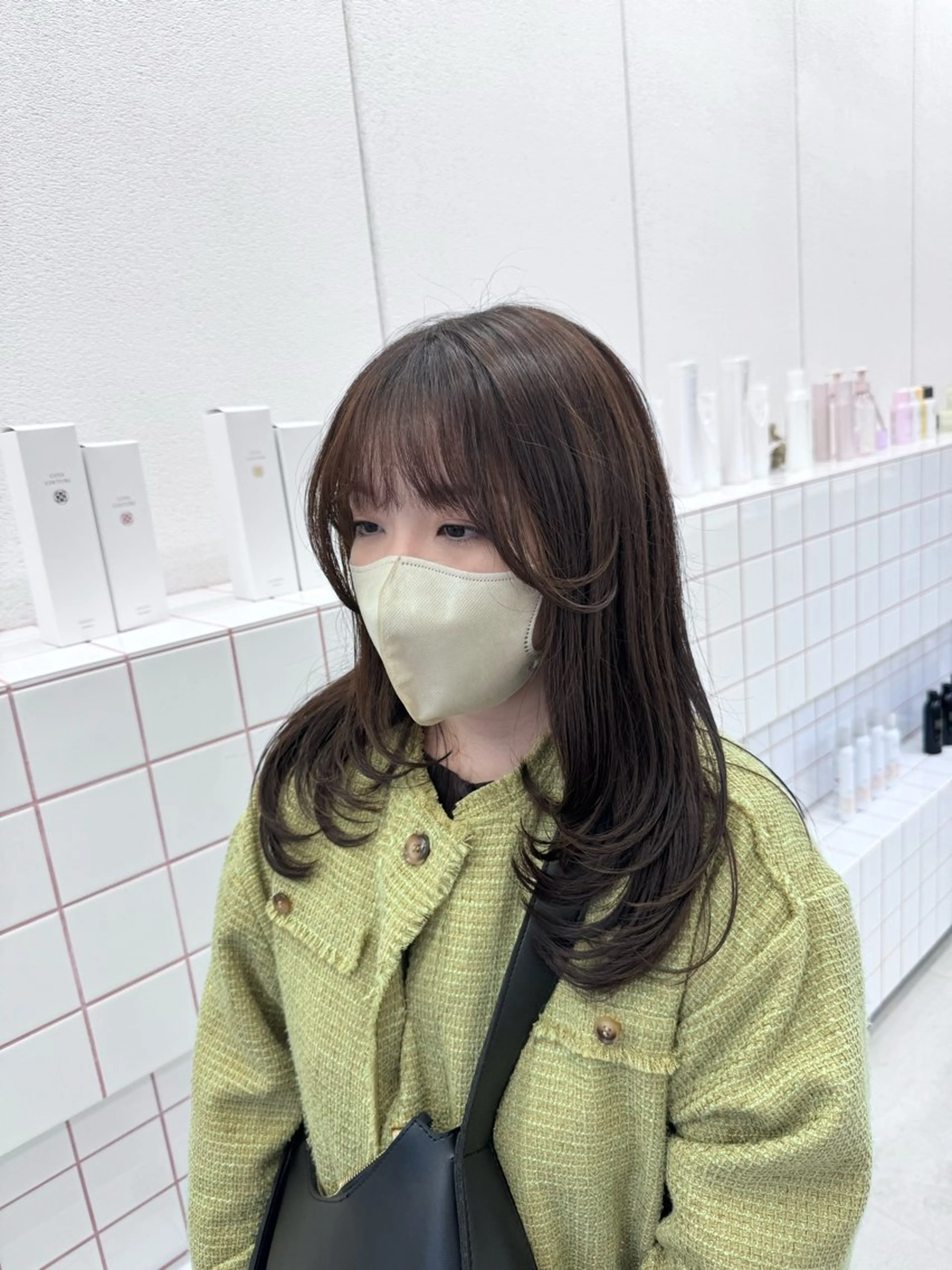 ロング ロングレイヤー 顔周りカット 韓国風ヘア レイヤーカット ロング 花見 亜沙美のヘアスタイル