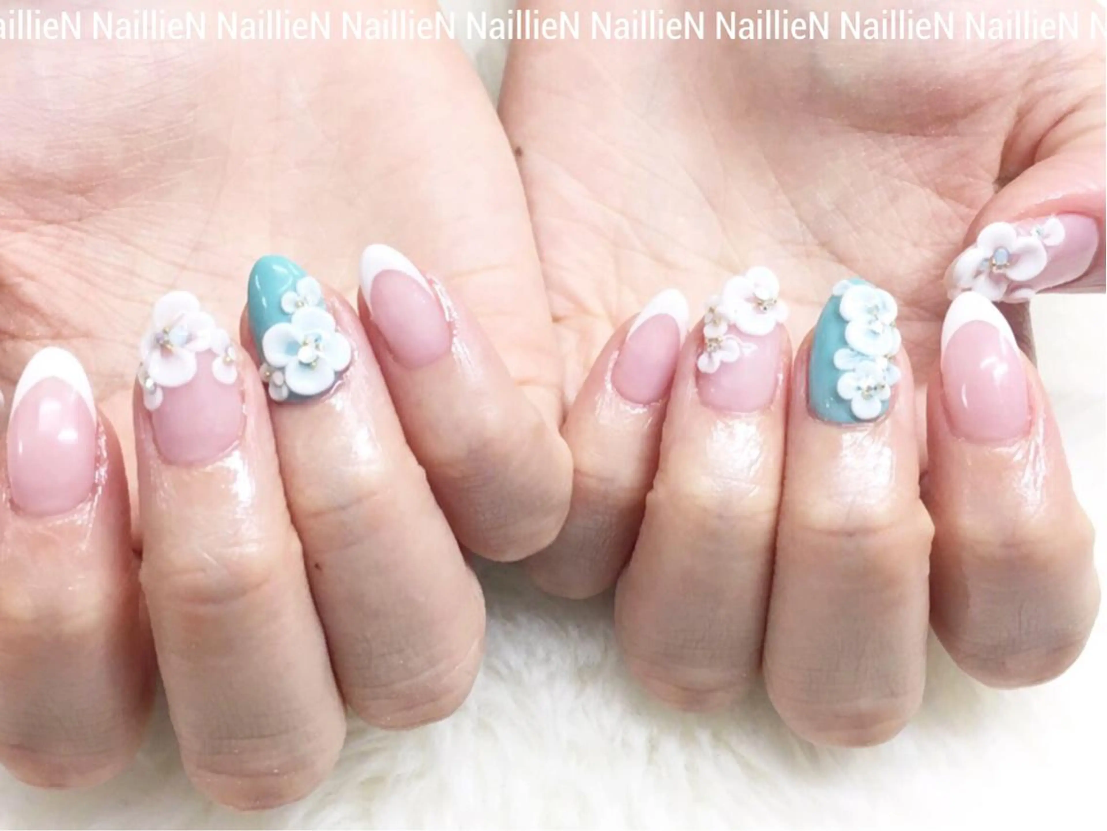 ネイル ブルー フラワーネイル ハンドネイル Nail lieNのネイルデザイン