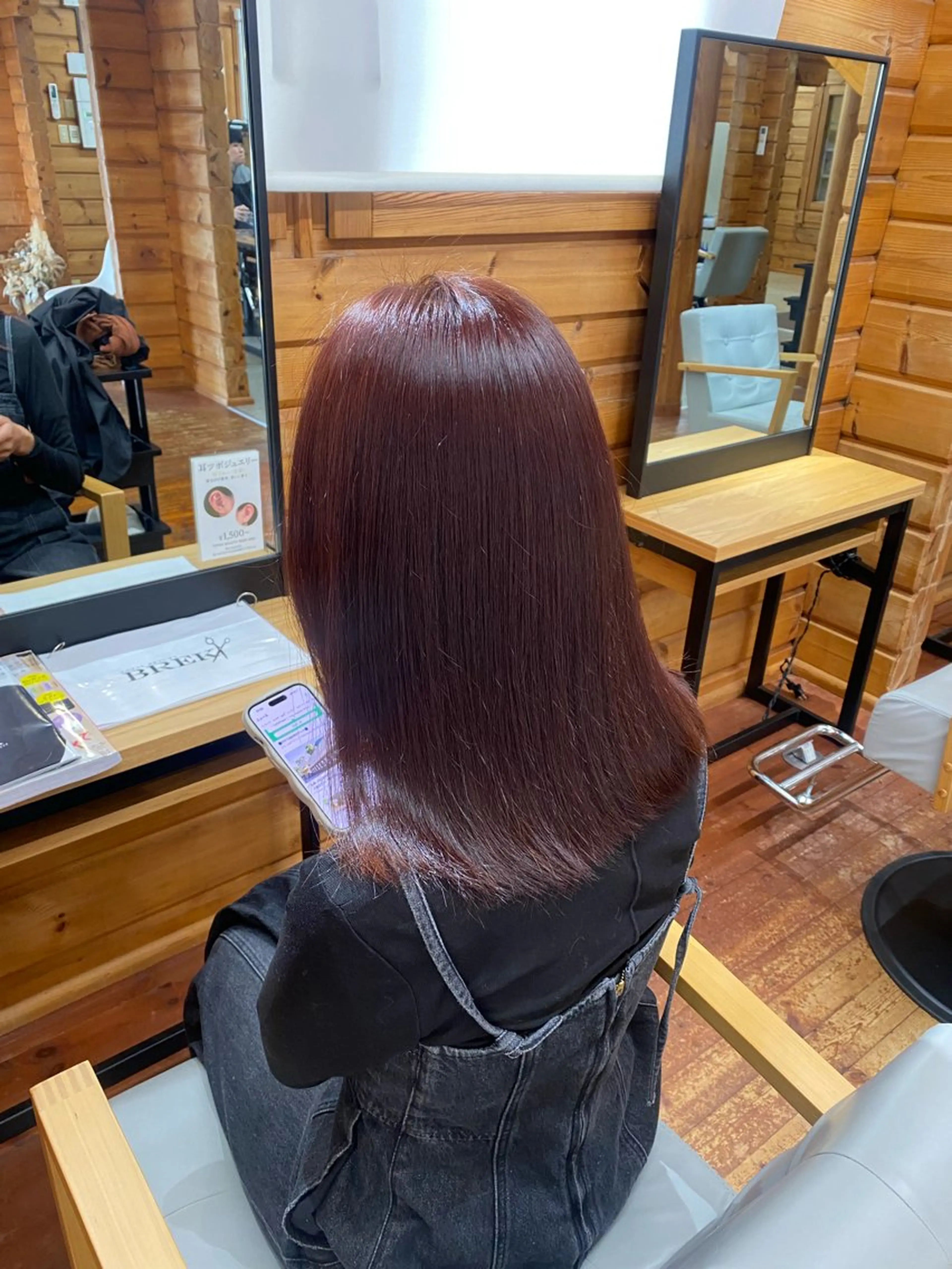 セミロング カラー ブリーチ ダブルカラー ブリーチなしカラー レッドカラー 田尻 天花のヘアスタイル